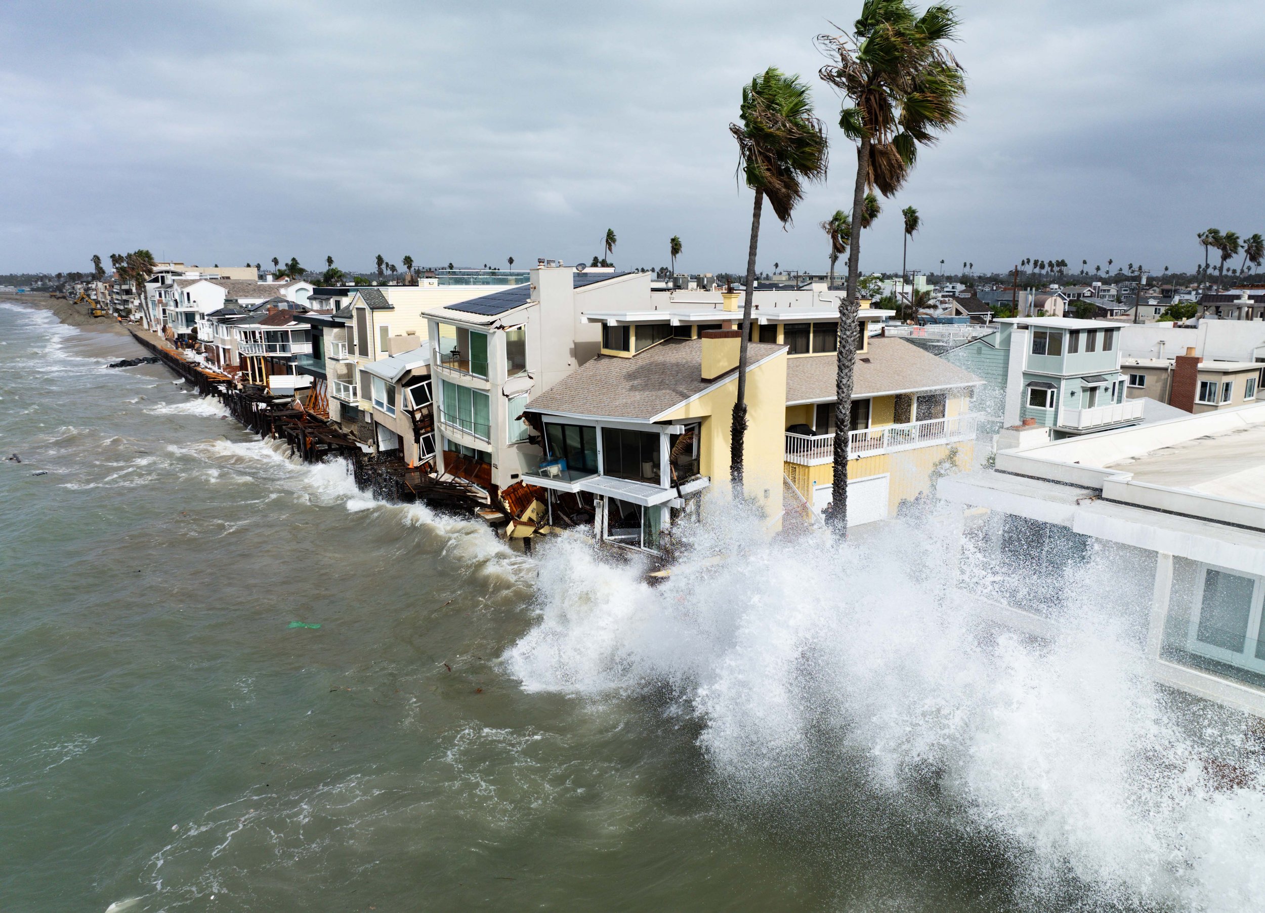 _493OJBM8AA02JV#4_-me-hurricane-rachel-el-nino-folo-KLB-463_1.JPG