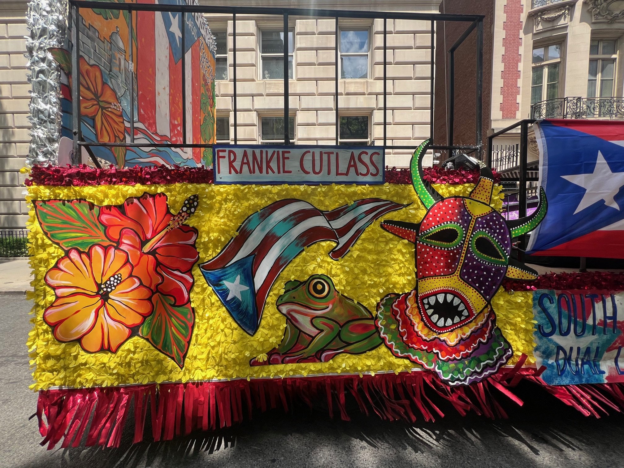 PR float 5.jpg