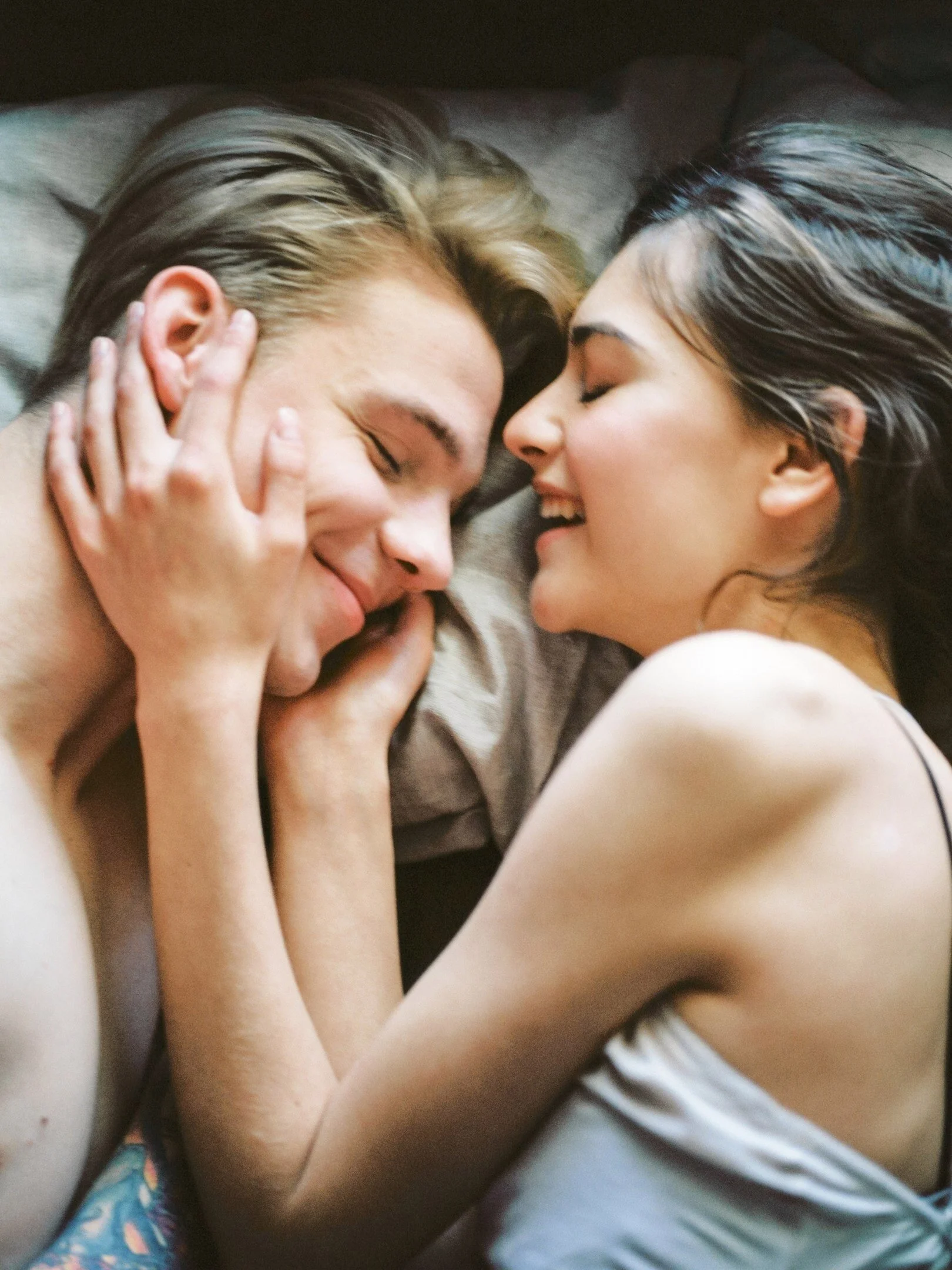 10 things to discuss with your partner before you tie the knot