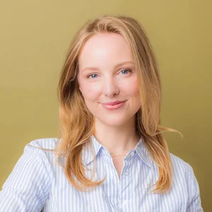 Meet Emily Elkins: Empowering You to Be Fully Yoursel
