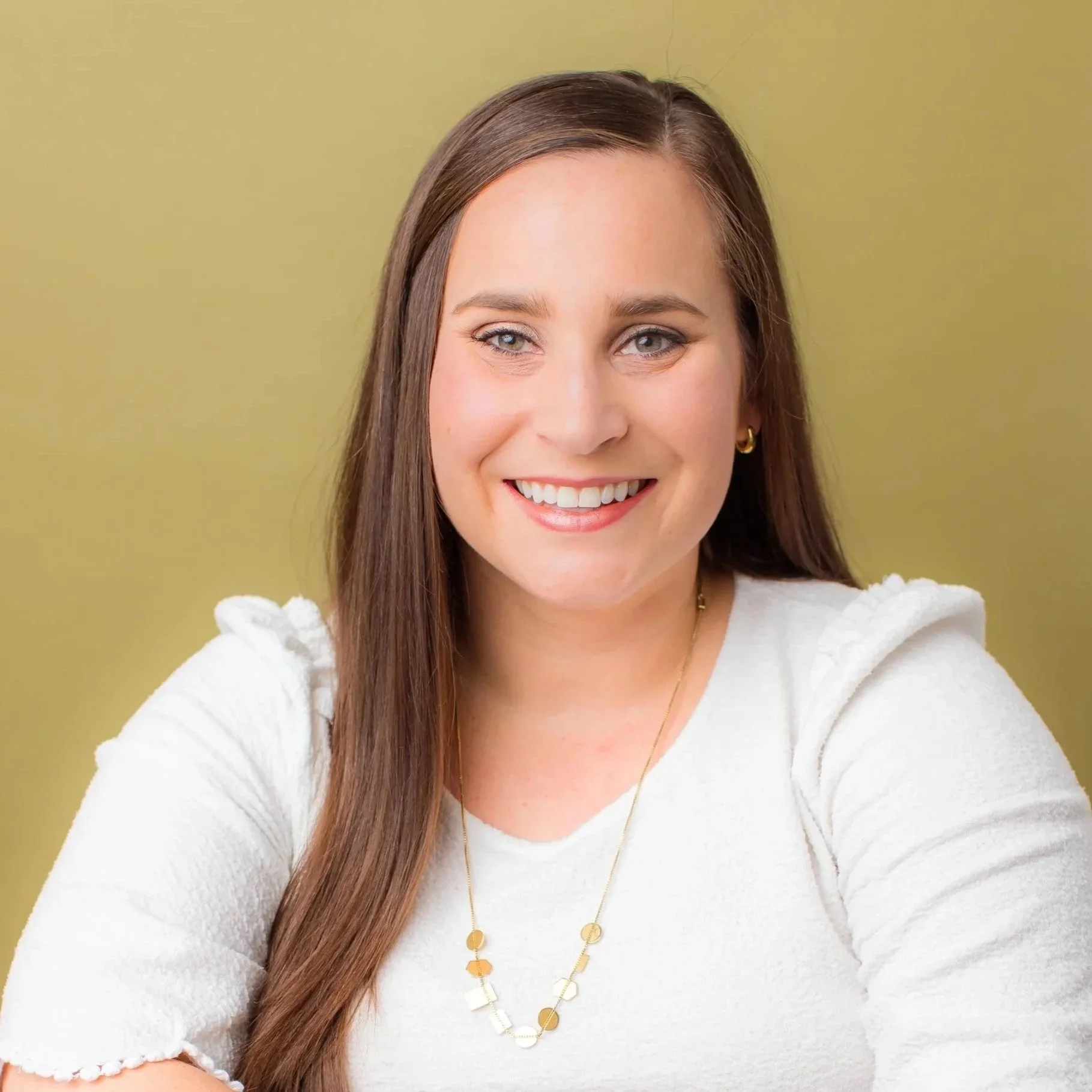 Portrait of therapist Allison Calhoun, LPC Associate, Supervised by Jill Tucker, LPC-S