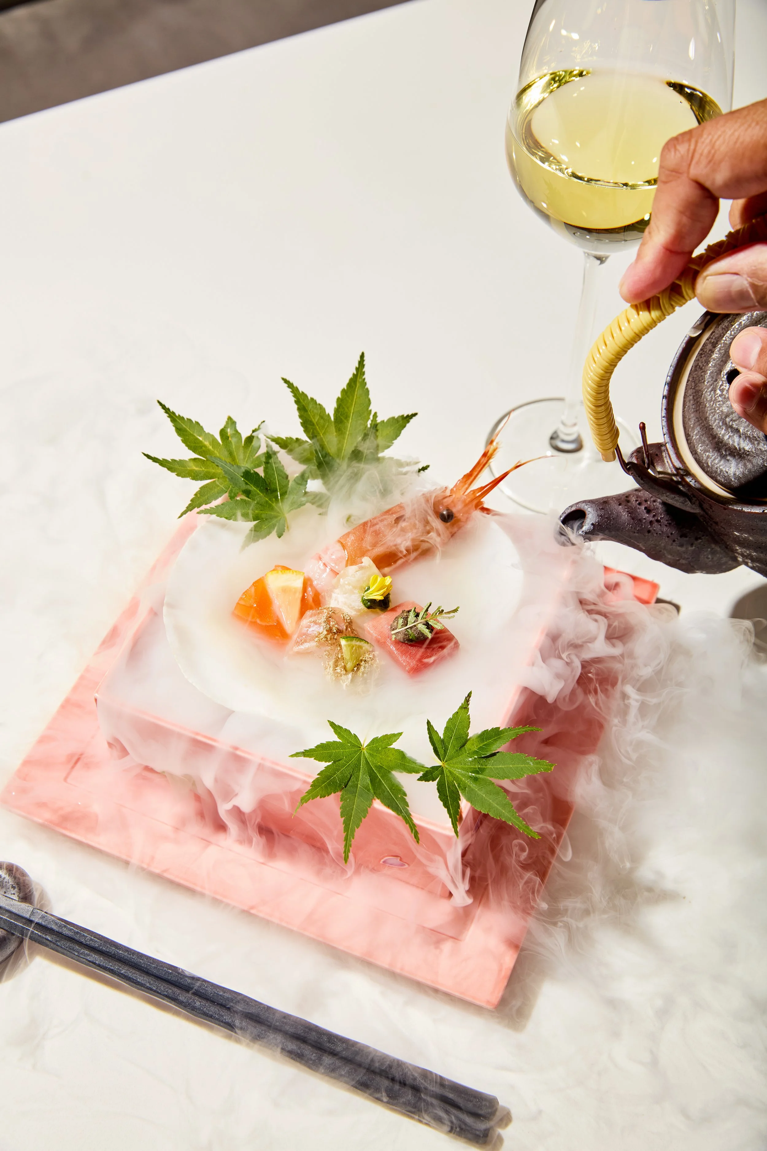 MikuTO_10Years_Sashimi.jpg
