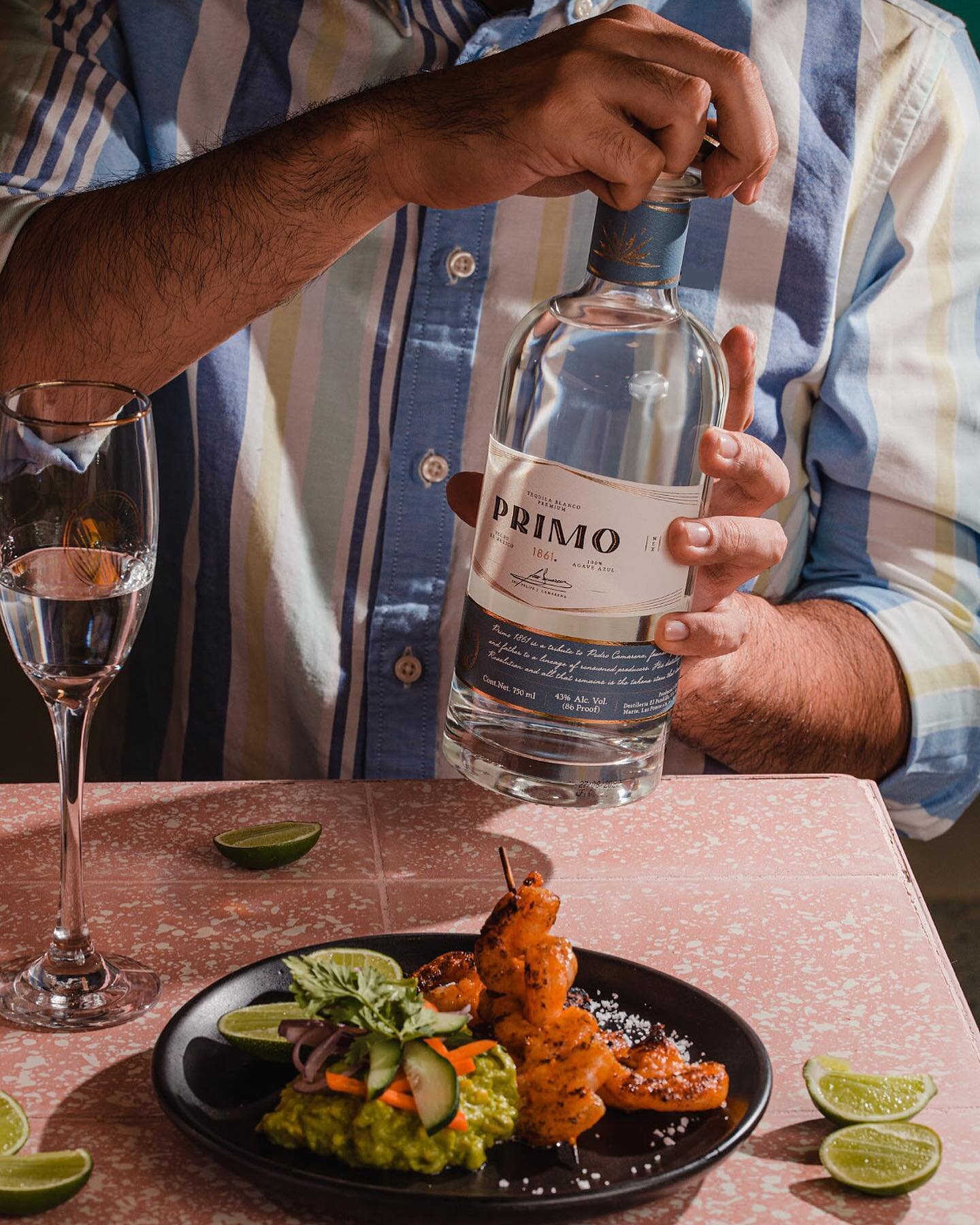 Delight your palate with the essence of our land.
When you sip Primo tequila, you're experiencing an authentic part of Mexico, and best of all, additive free.
-
Deleita tu paladar con la esencia de nuestra tierra. 
Al beber  PRIMO #tequila , est&aacu