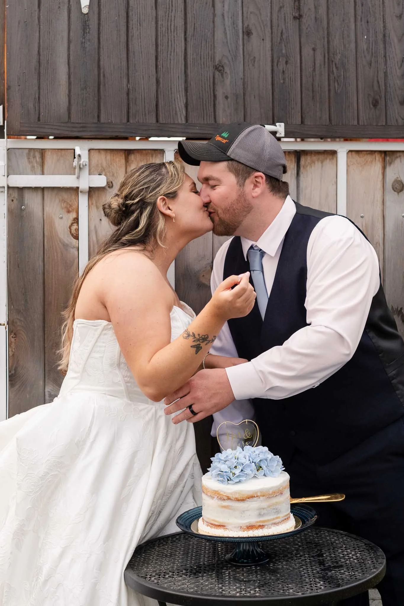 Megan and Wes Davis 927 (Web Highlights) .jpg