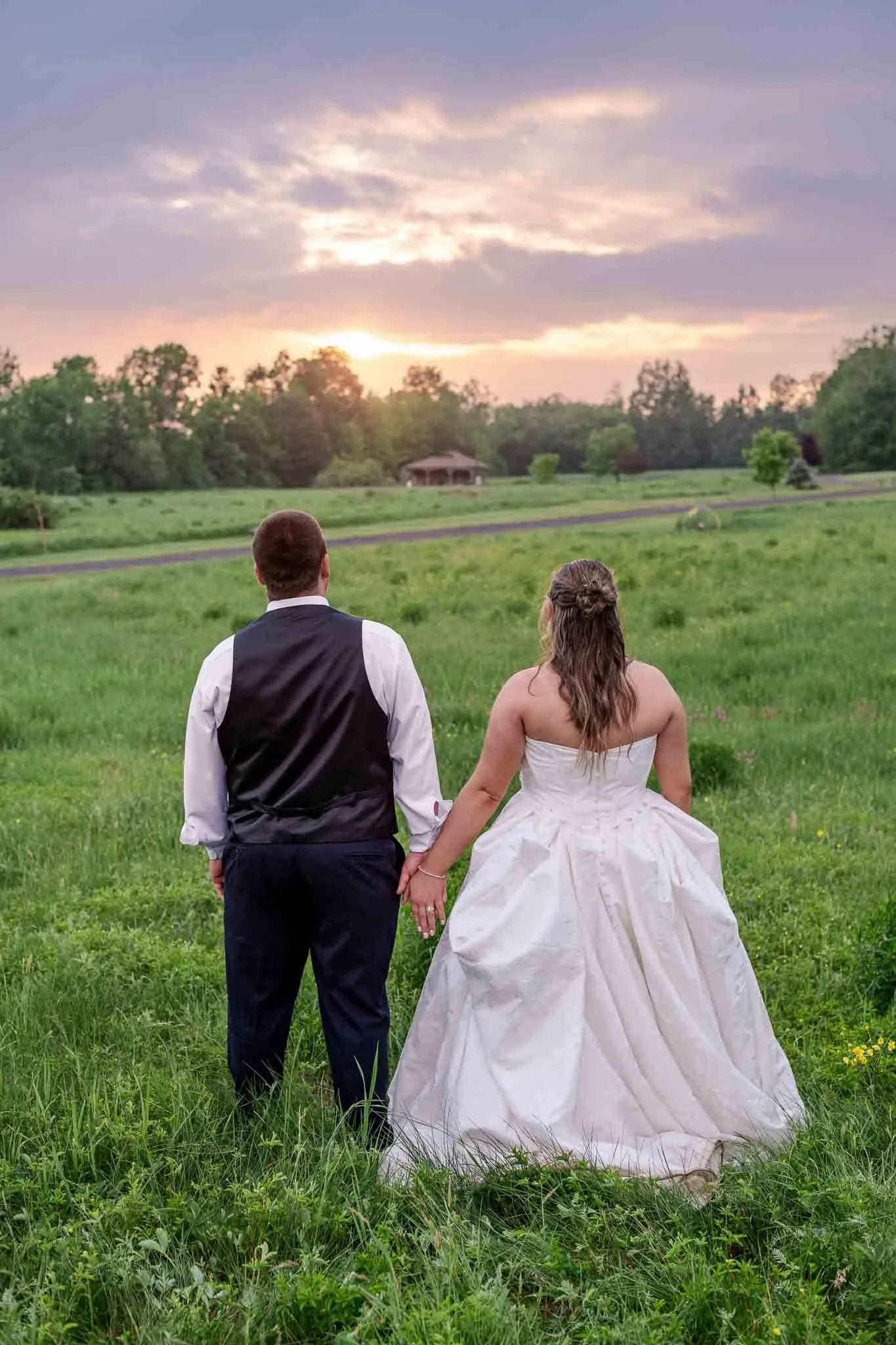 Megan and Wes Davis 961 (Web Highlights) .jpg