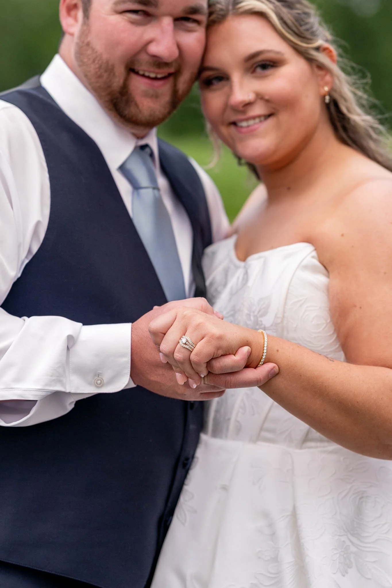 Megan and Wes Davis 992 (Web Highlights) .jpg