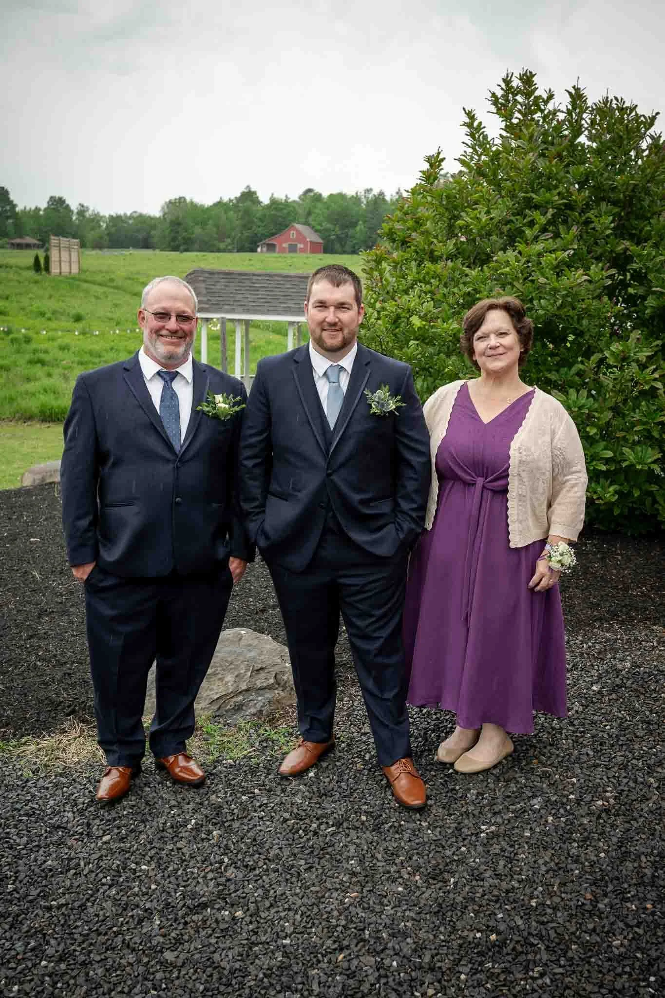 Megan and Wes Davis 124-2 (Web Highlights) .jpg