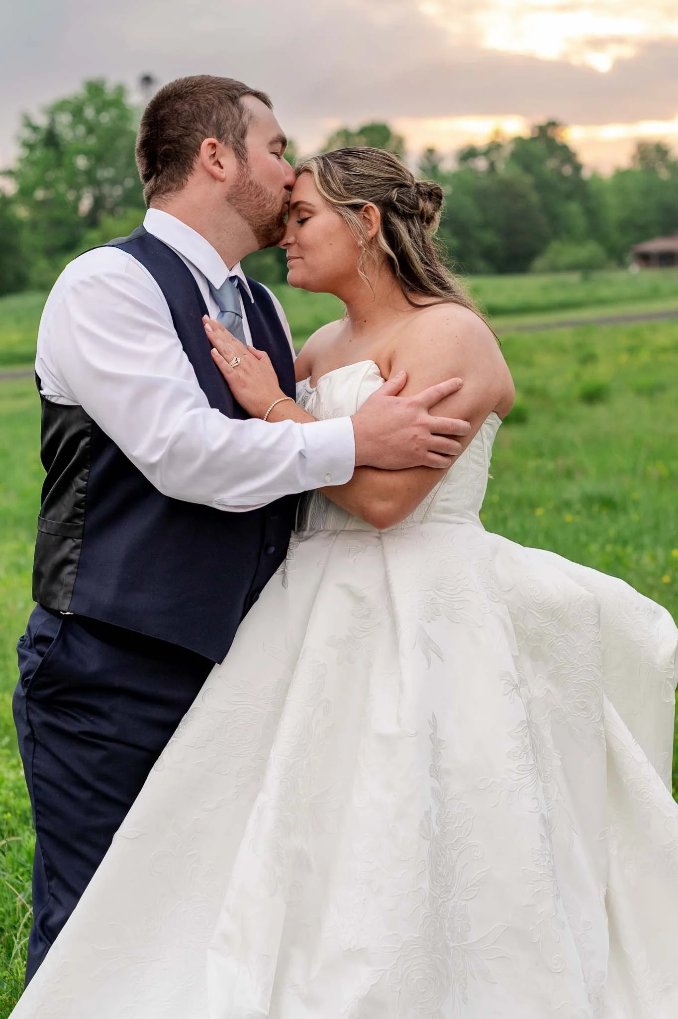 Megan and Wes Davis 957 (Web Highlights) .jpg