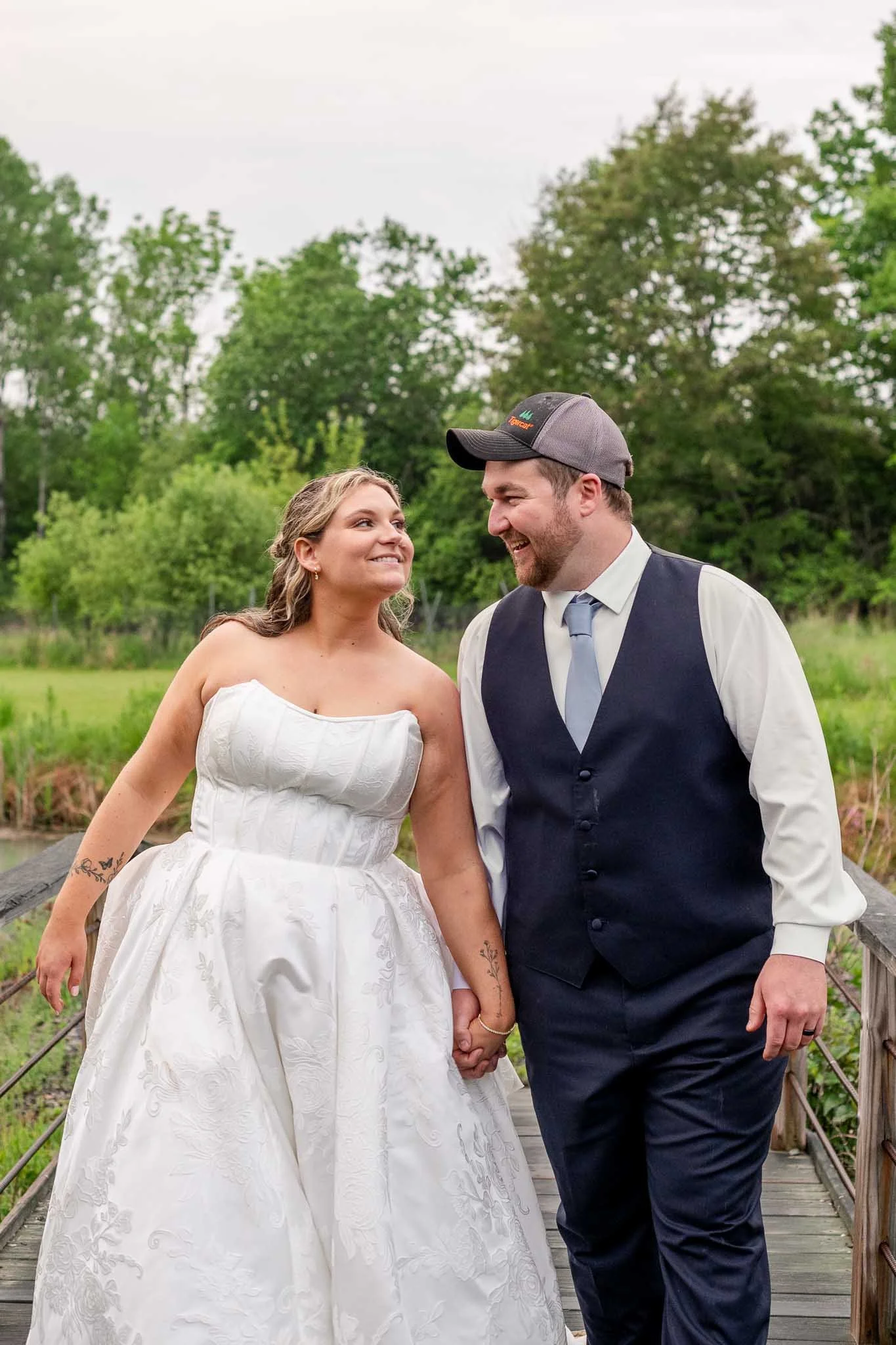 Megan and Wes Davis 995 (Web Highlights) .jpg