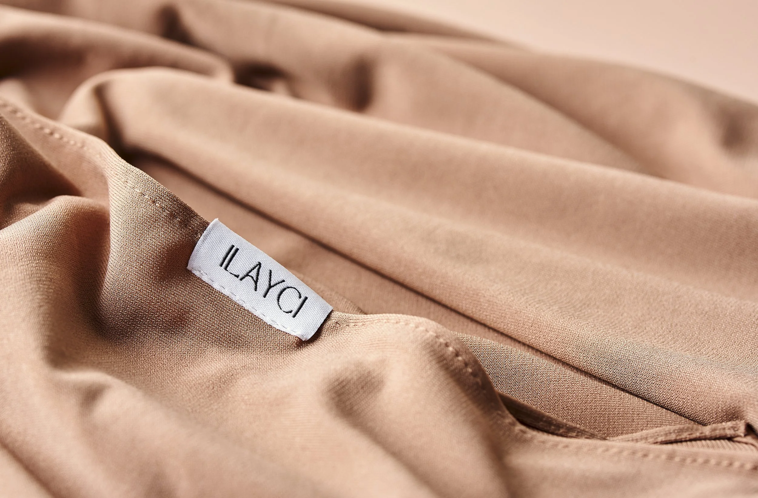 Content-creatie-voor-Ilayci.-Hoofddoeken-accessoires-webwinkel-product-fotografie-door-Iris-Koopmans-fotografie.jpg (40).jpg