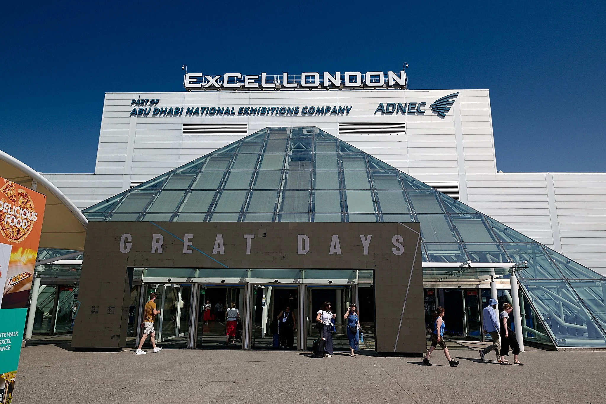 exhibition-event-photographer-excel-london-1.jpg