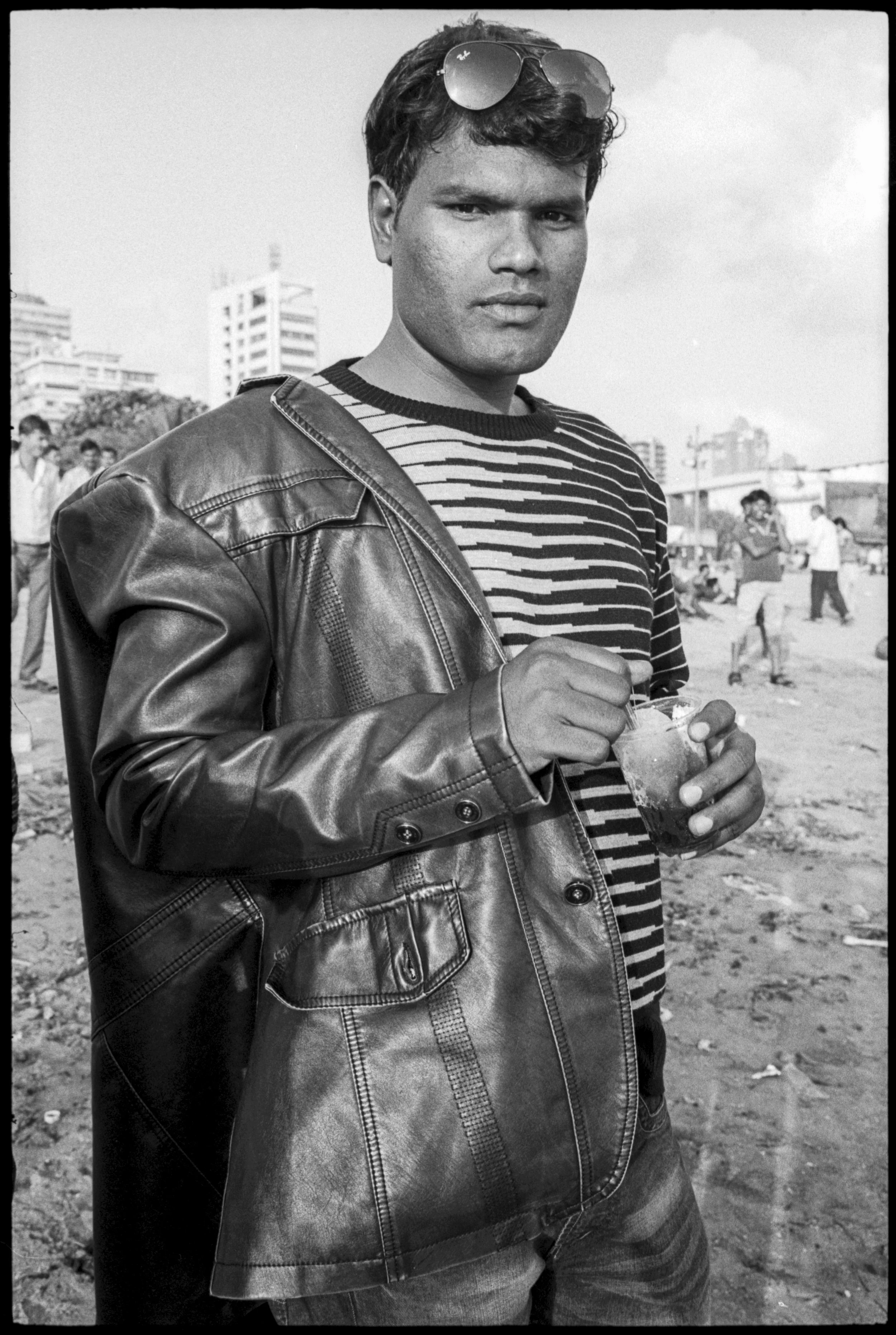 Girl in White Frock, Girgaon Chowpatty, 2014 (2).jpg