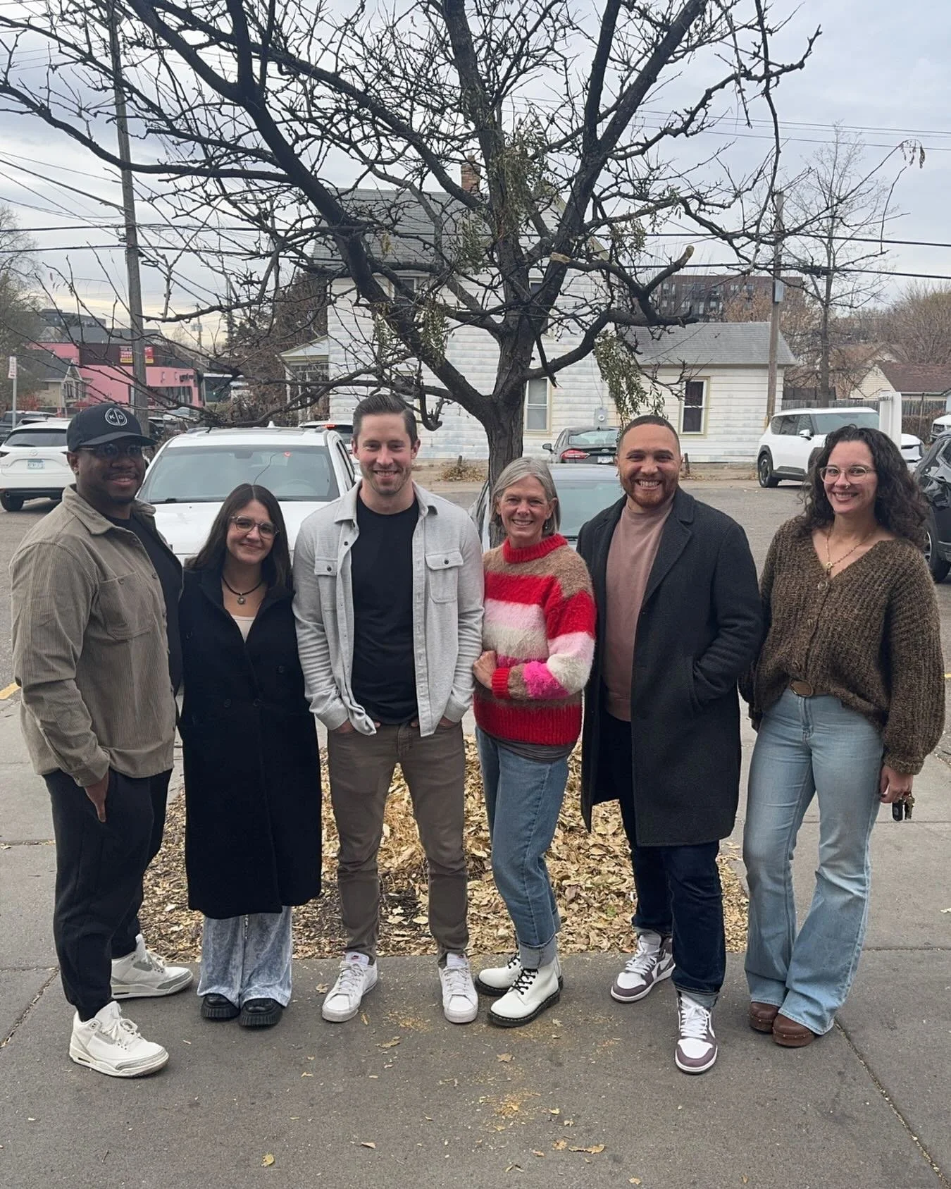 Protecting drivers&rsquo; rights by day, debating the best burger in the twin cities by night. 👋🏽

#team #justicetech #lawyerapp