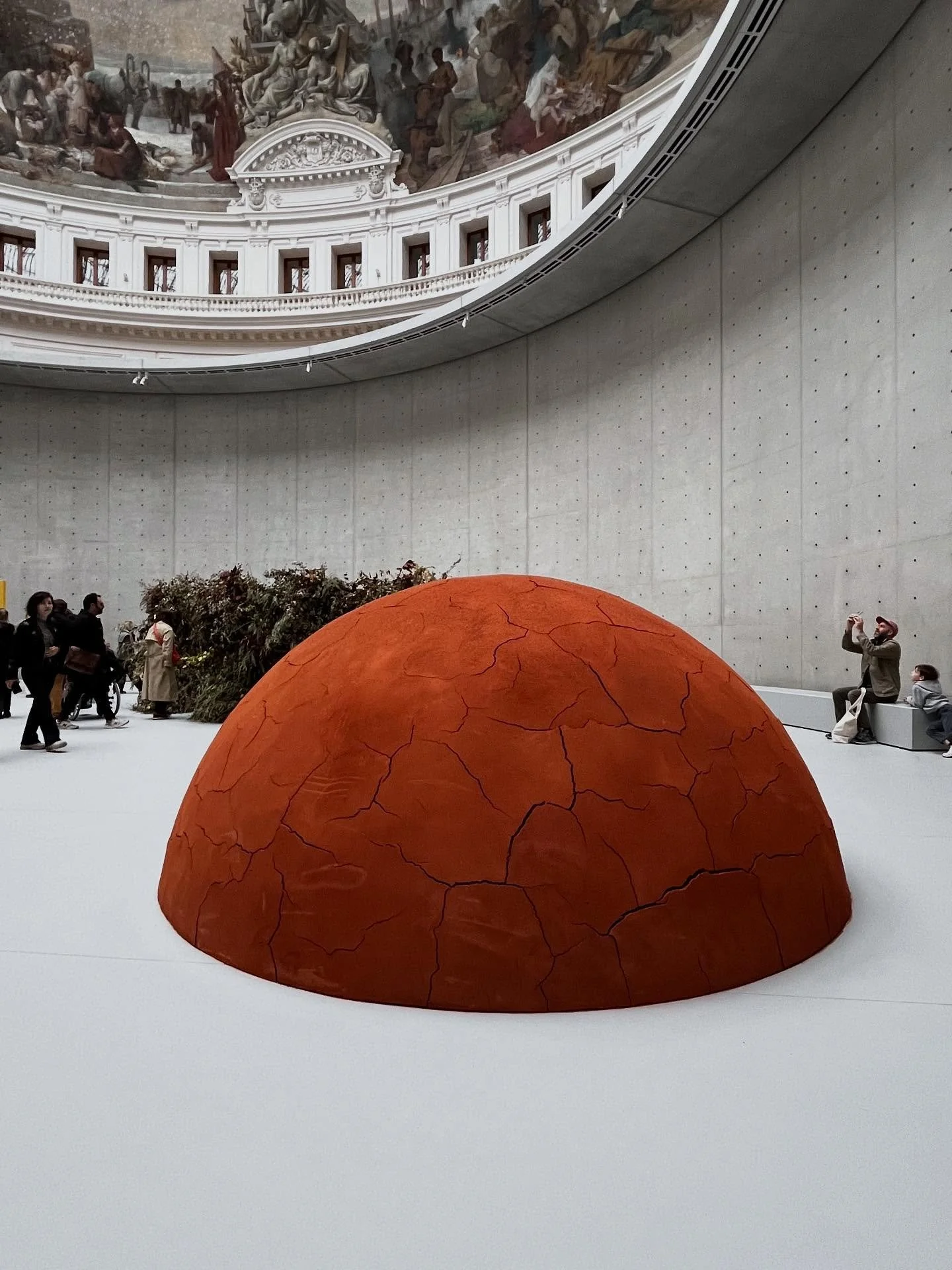 A major exhibition on view in Paris is &ldquo;Minimal,&rdquo; a large scale and inclusive survey of minimal and conceptual works, organized DIA&rsquo;s Jessica Morgan. Encompassing multiple generations it includes Japanese Mono-ha practitioners and K