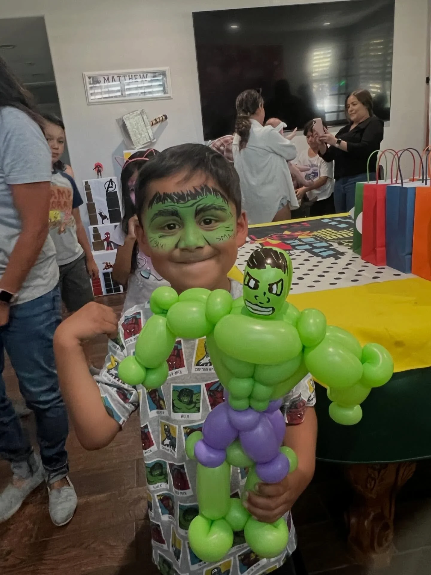 Nothing beats our advanced balloon twisting and face painting combo! 

DM us today to inquire for your next event! 

#ocballoontwisting #ocballoons #ocfacepainting #ocballoonartist #ockidsentertainment