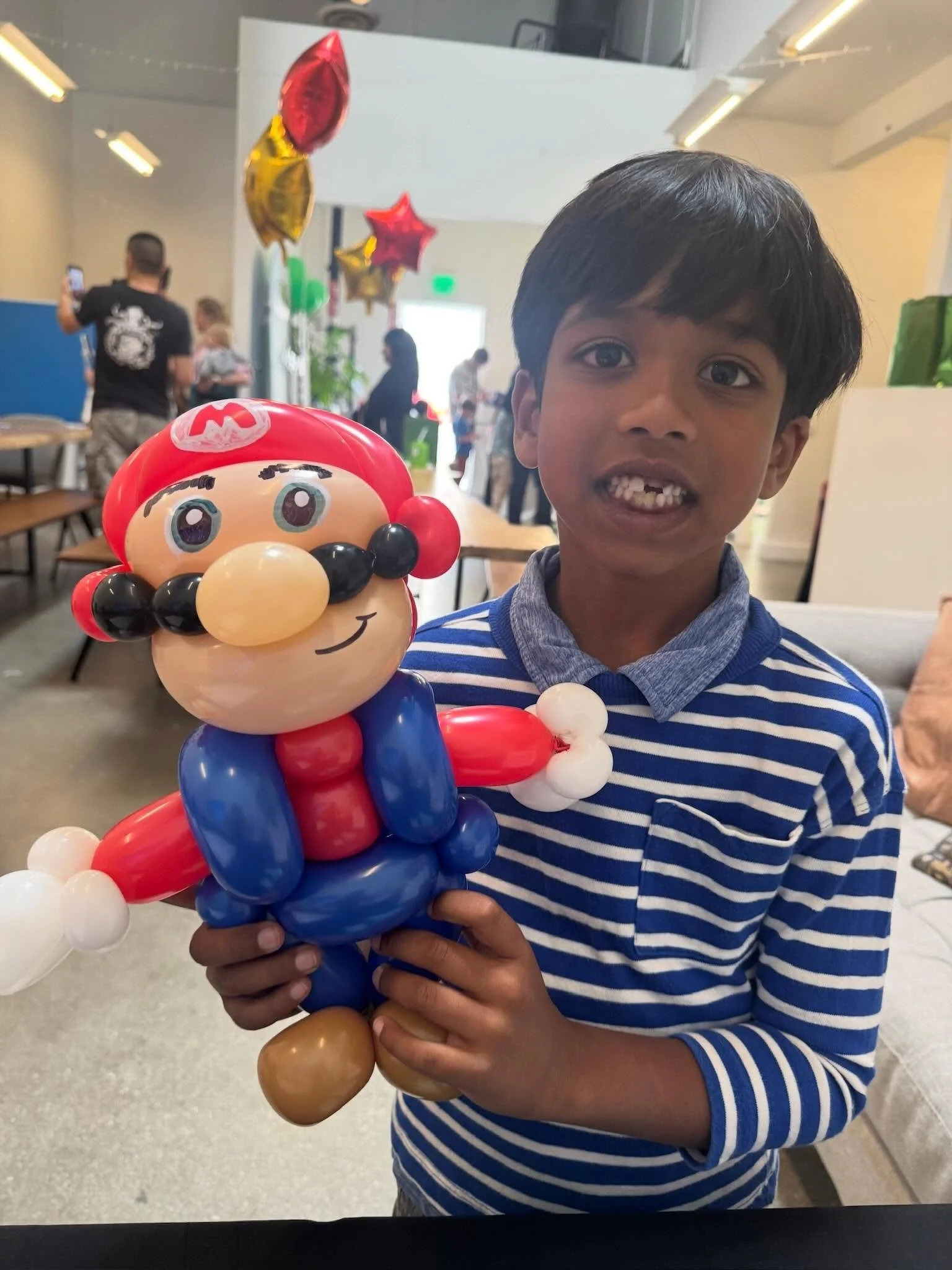 Had a blast at this Super Mario Bros themed party! 

Did you know you can request a custom menu when you book advanced balloons? DM us today!! 🎈✨

#ocballoons #ocballoonartist #ocballoonanimals #supermariobrosbirthday #ockidsentertainment