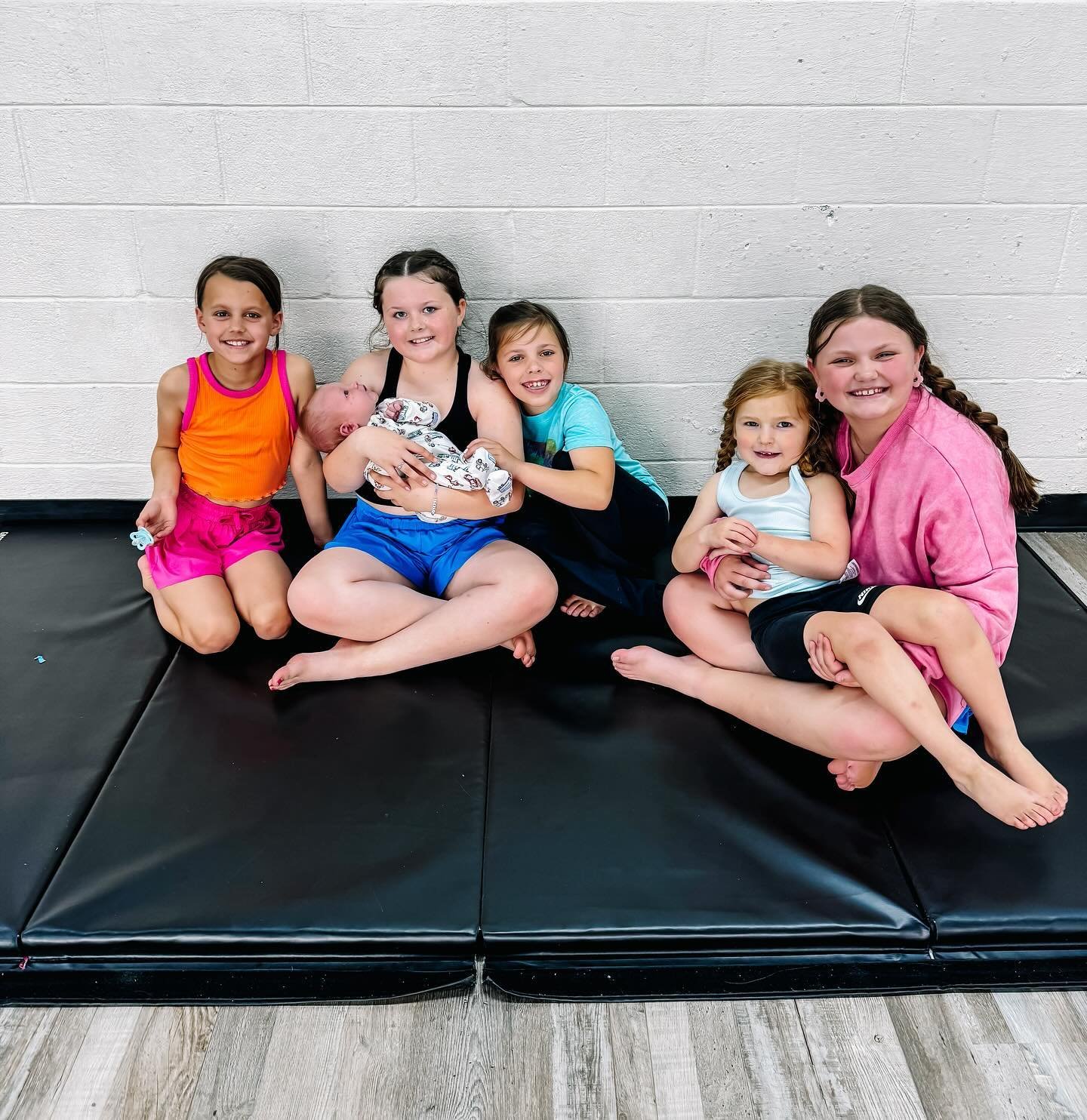 Back in the studio today with some of our sweet girls getting some extra work in&hellip;.and a few extra baby cuddles. 🧡🥰🤍