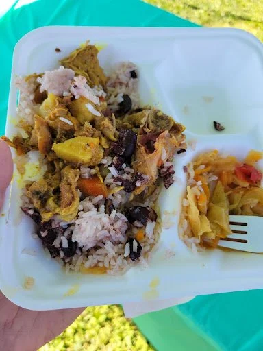 jamaican supreme plate of food