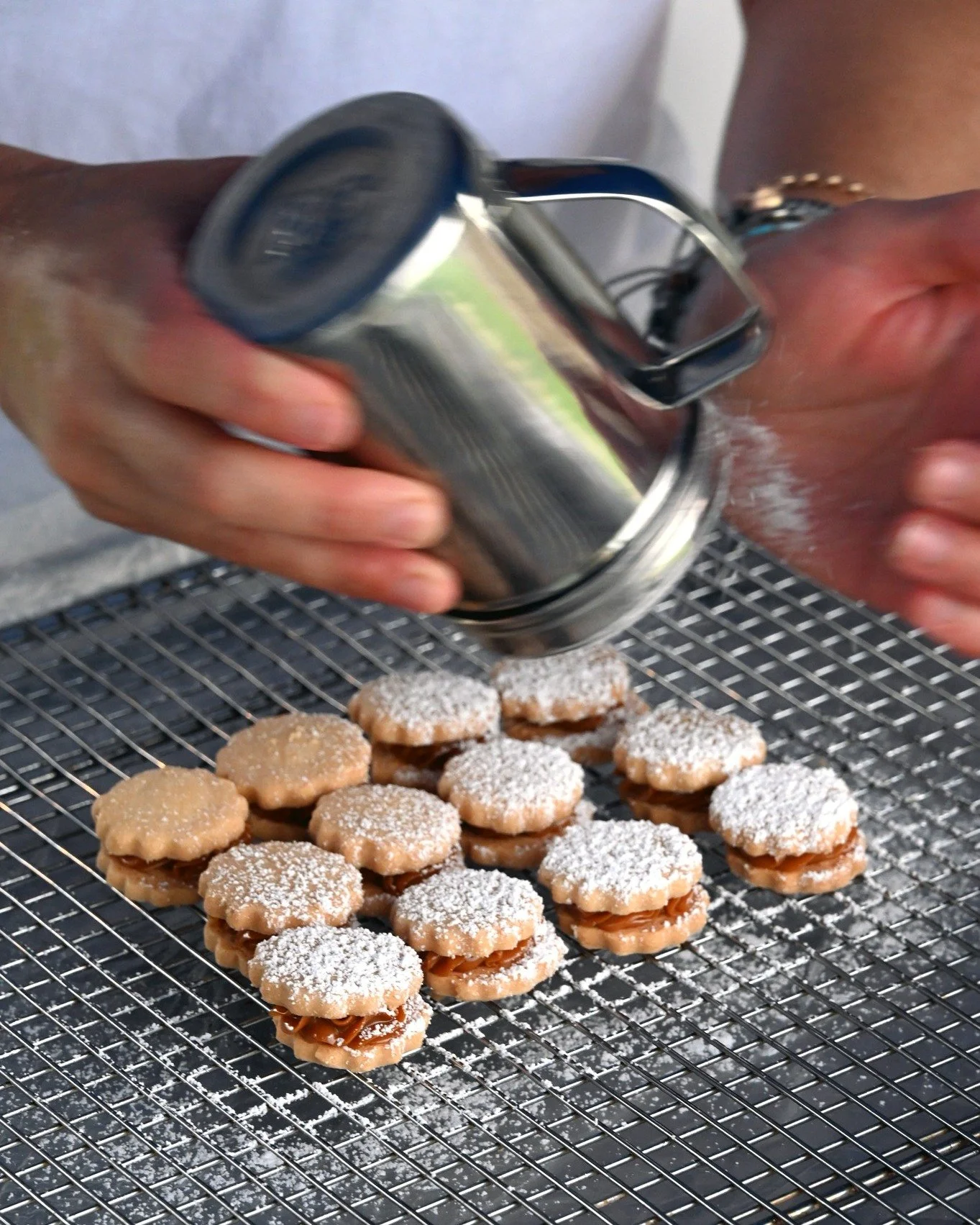 TONIGHT π Join us for another amazing Food Truck & Music Series + Lakeside Market.
ποΈ Thursday, September 25
π Market & Food Trucks, 5-9 PM
π‘ Live Music, 6:30 PM
π― Special presentation and tasting 
  with Liquid Gold Honey, 5:45 PM
π W