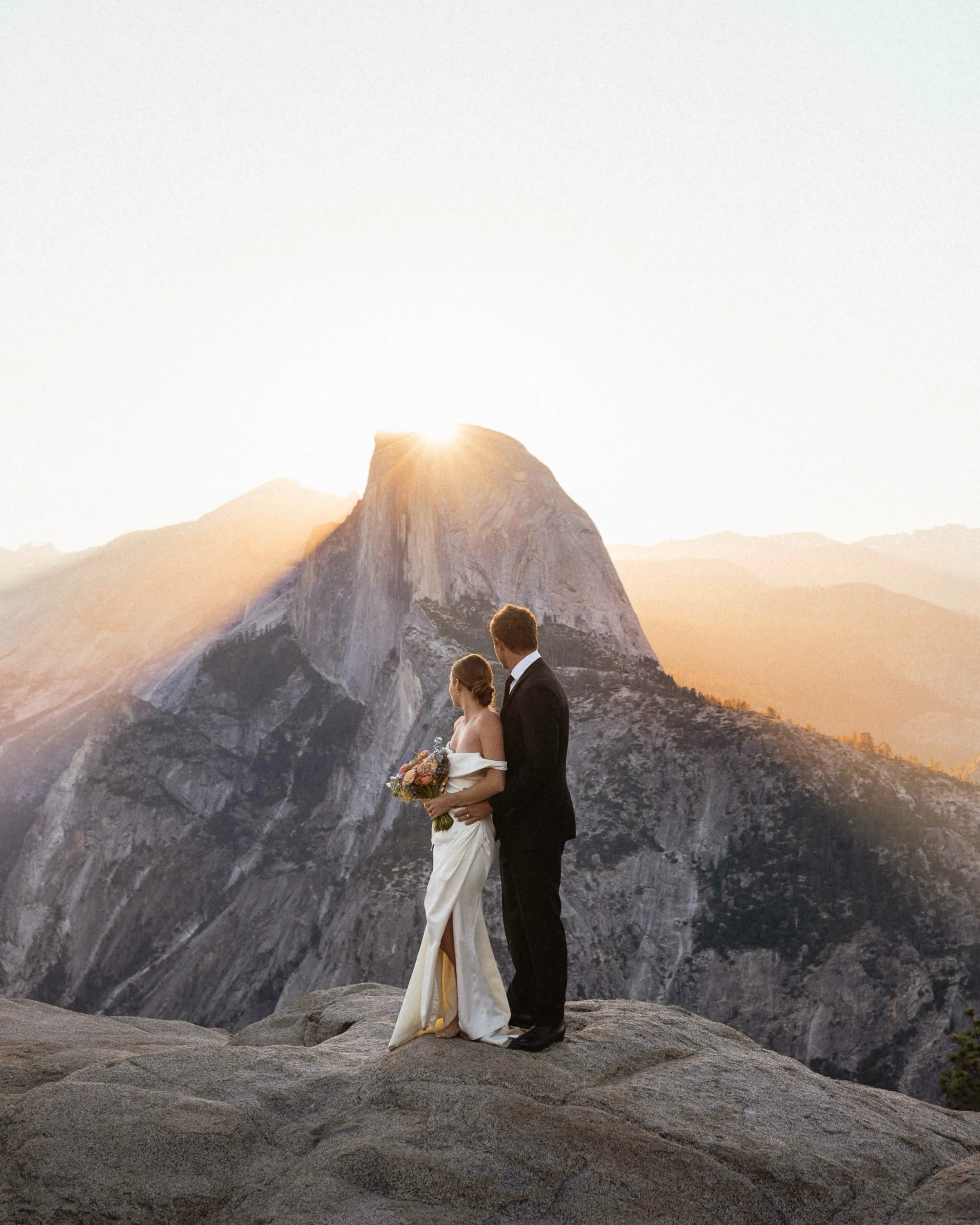 You and me in Yosemite. 🌅 ⛰️ 

#yosemitenationalparkelopements #yosemitenationalpark #yosemitenationalparkelopement #yosemitenationalparkelopementphotographer #yosemitenationalparkelopementvideographer

Host: @vowandventure.co 
Associate Shooter: @p