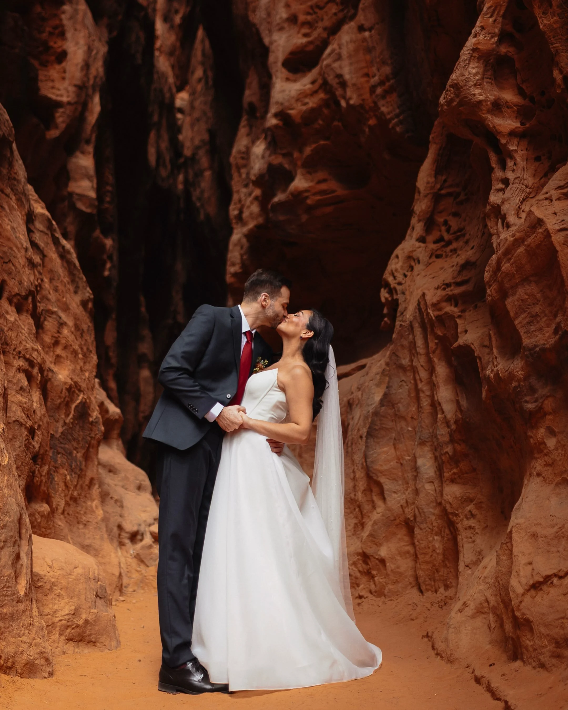 The sneak peek of Mary and Nick&rsquo;s beautiful Snow Canyon micro wedding! 

Vendors: 
Photo/Video: @roamingvowfilmco 
Officiant: @myperfectweddingofficiant 
Guitarist: @parris_mccaul 
Chairs/arch: @legacyeventrentals 
Florals: @jocelynsfloral 
Cak