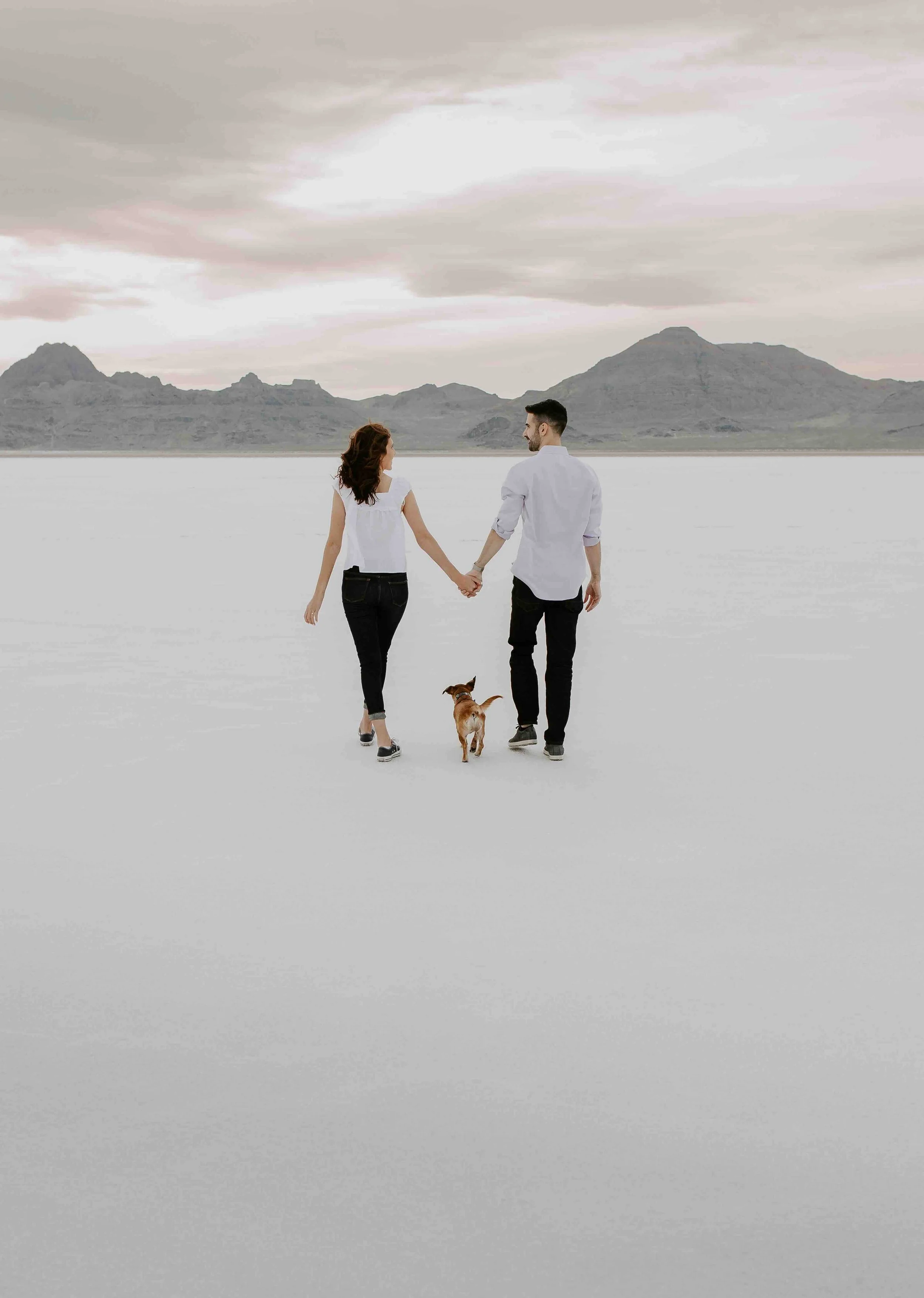 bonneville-salt-flats-engagament-videographer.jpeg