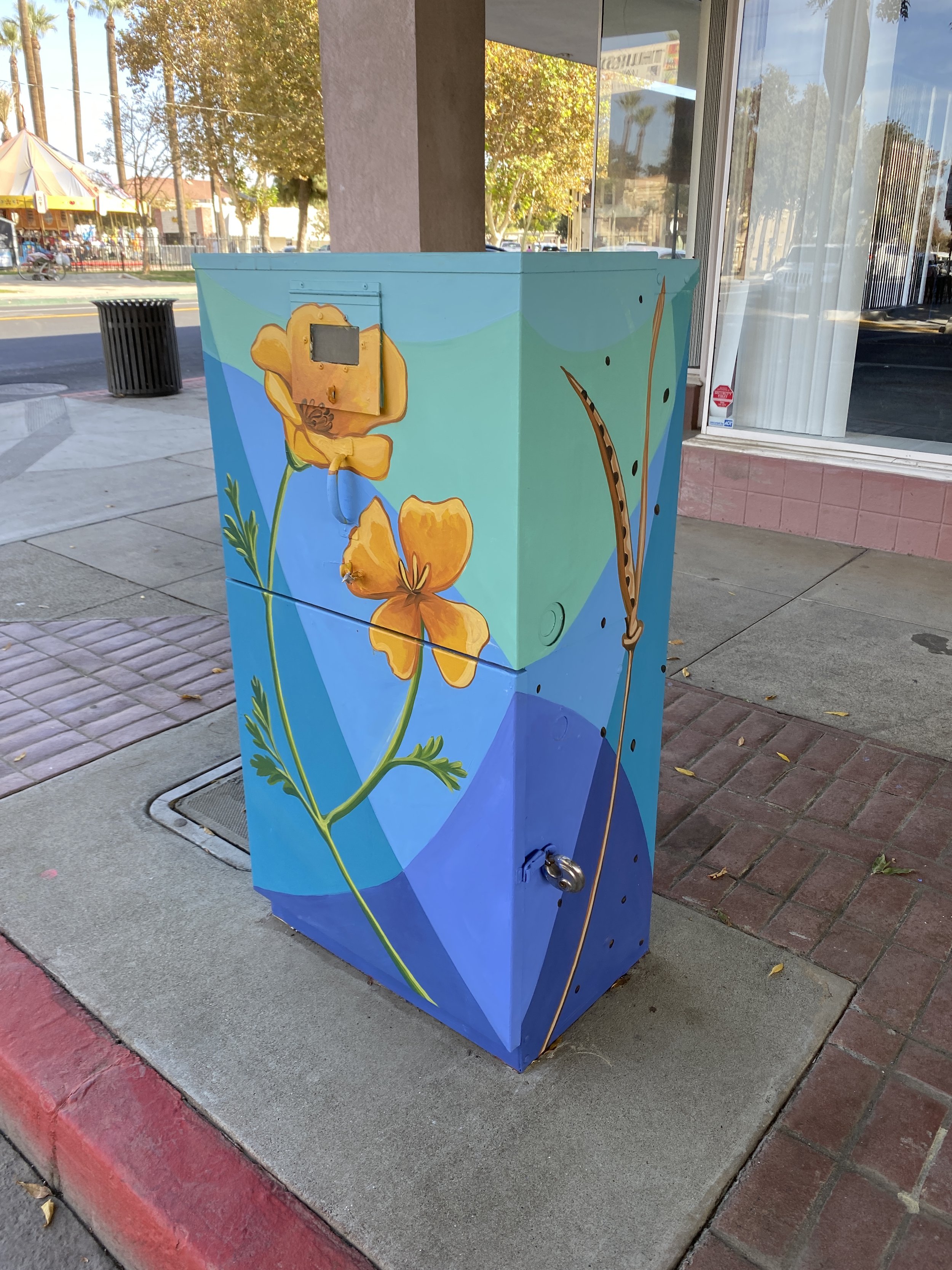 California Poppy Lifecycle electrical box in downtown Hanford, CA. 2022.