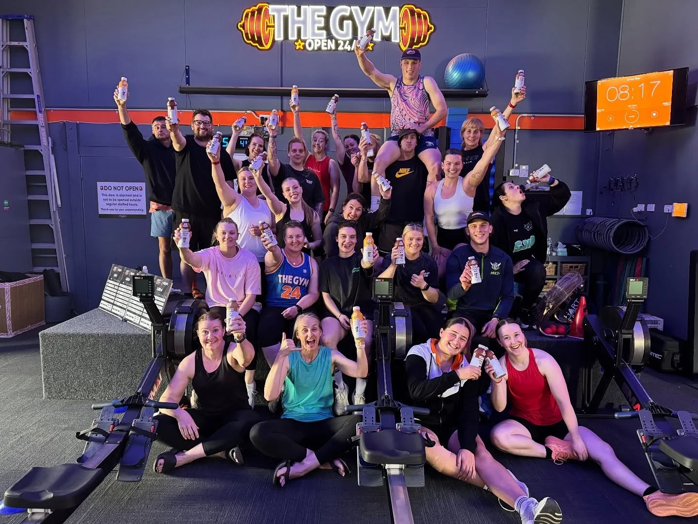 We’ve bloody done it!!! π₯πͺ
For the past 24 hours, this group of absolute legends got uncomfortable for a cause - raising money and awareness for homelessness. π§‘
This challenge reminded us how lucky we are to have the things we often take f