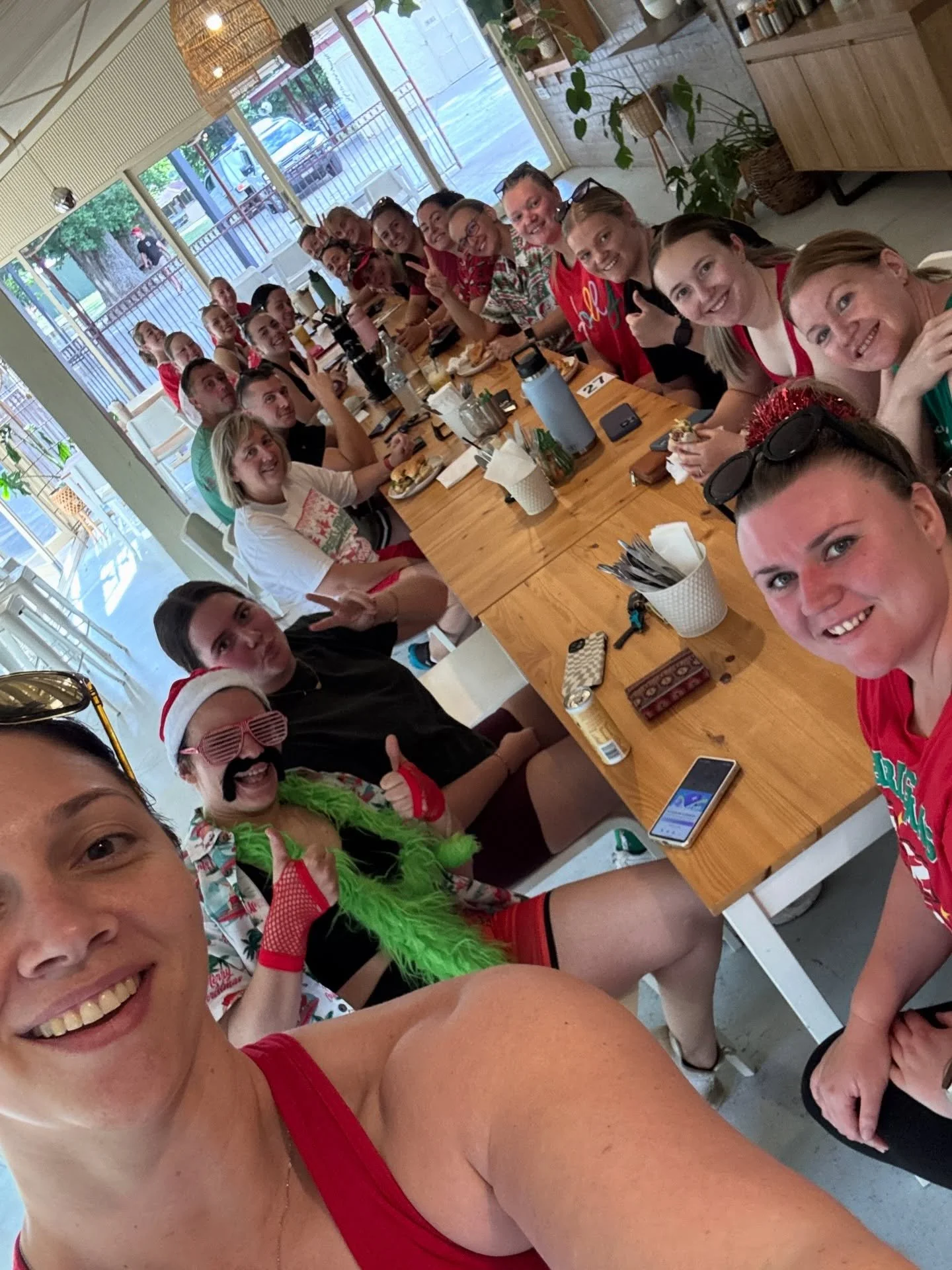 Super Saturday&hellip;. We start with a workout&hellip; but we mostly just come for the breakfast afterwards!! 🤩🧡

@riverside_cafe_tumut