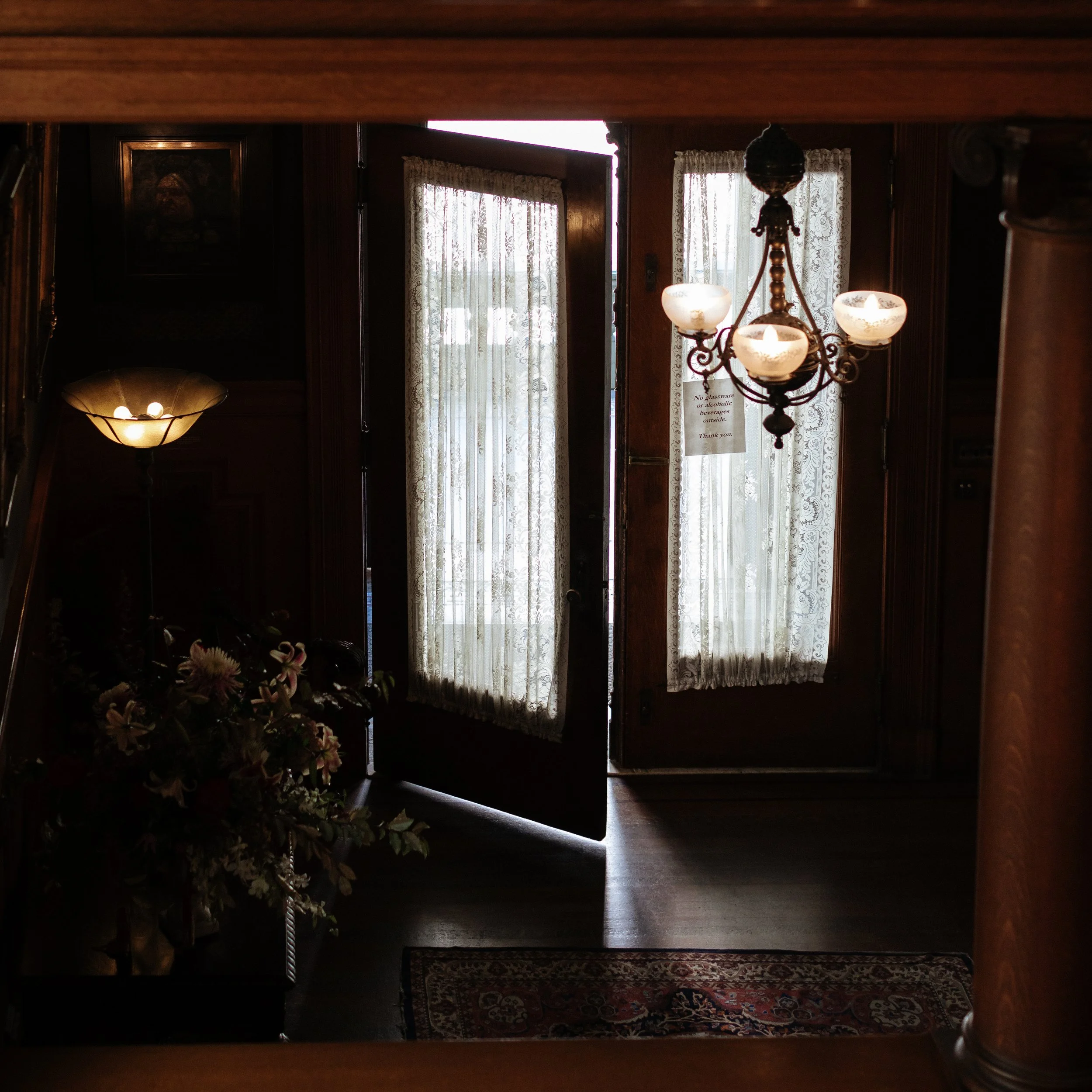 melissahabegger-haaslillenthalhousewedding-093023-gettingready-007.jpg