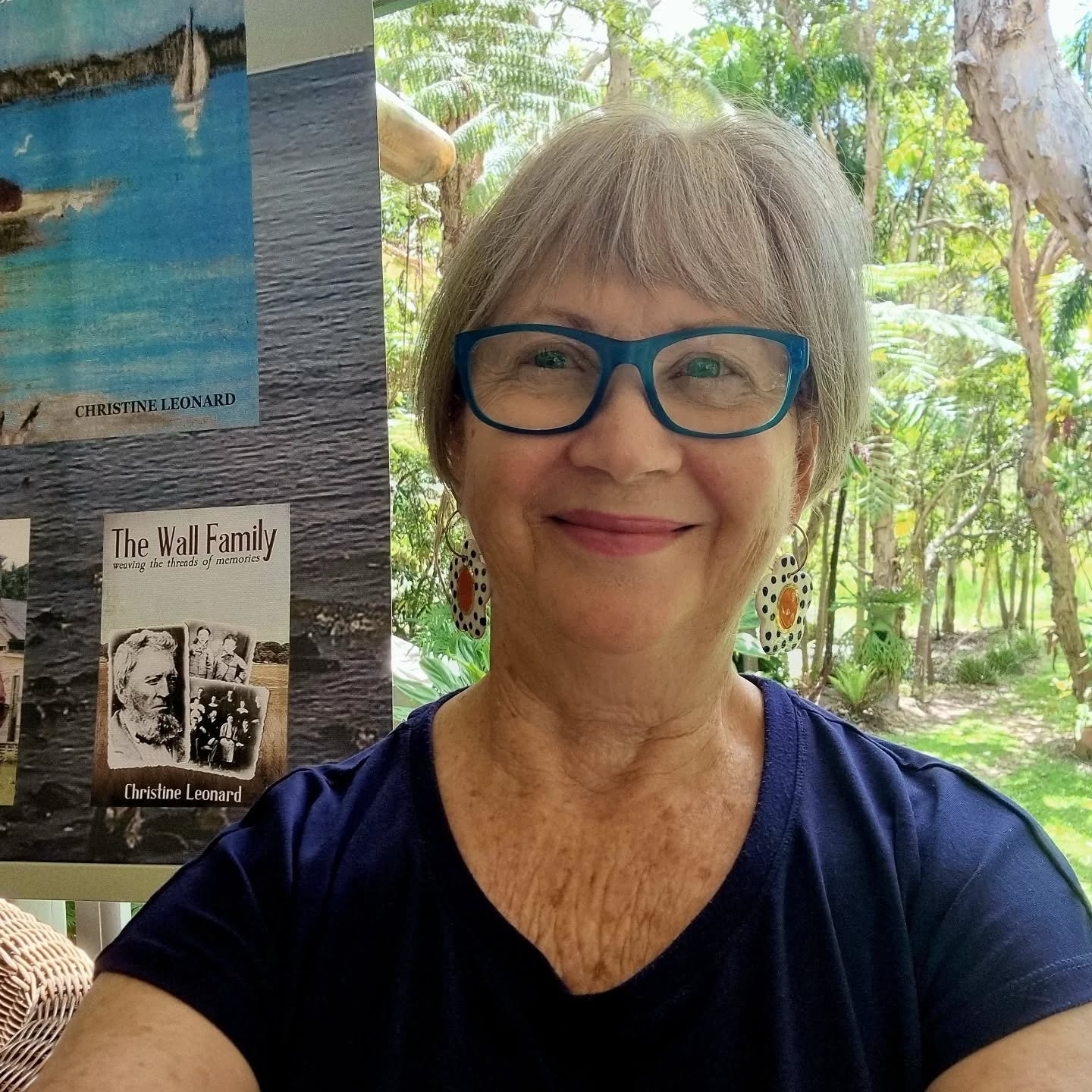 Couldn't be a better spot to spend a few hours with Coochiemudlo Island artists @coochie.artisan.collective at the beautiful home 'Mudlo'