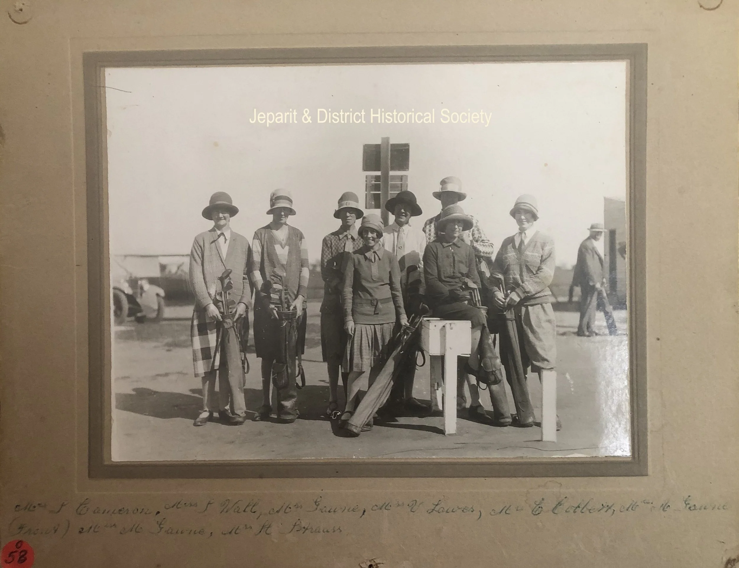 Wall and Gawne family in this photo - Jeparit