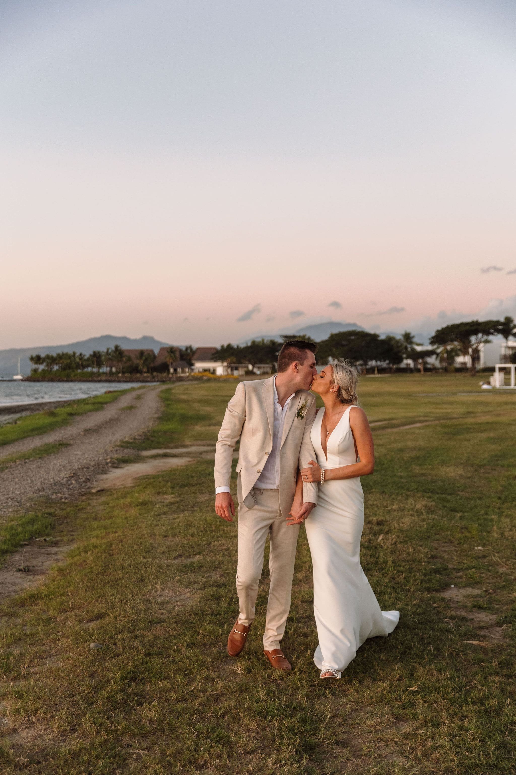 Dixie Nyle | Hilton Fiji Wedding | Travel Wedding28.jpg