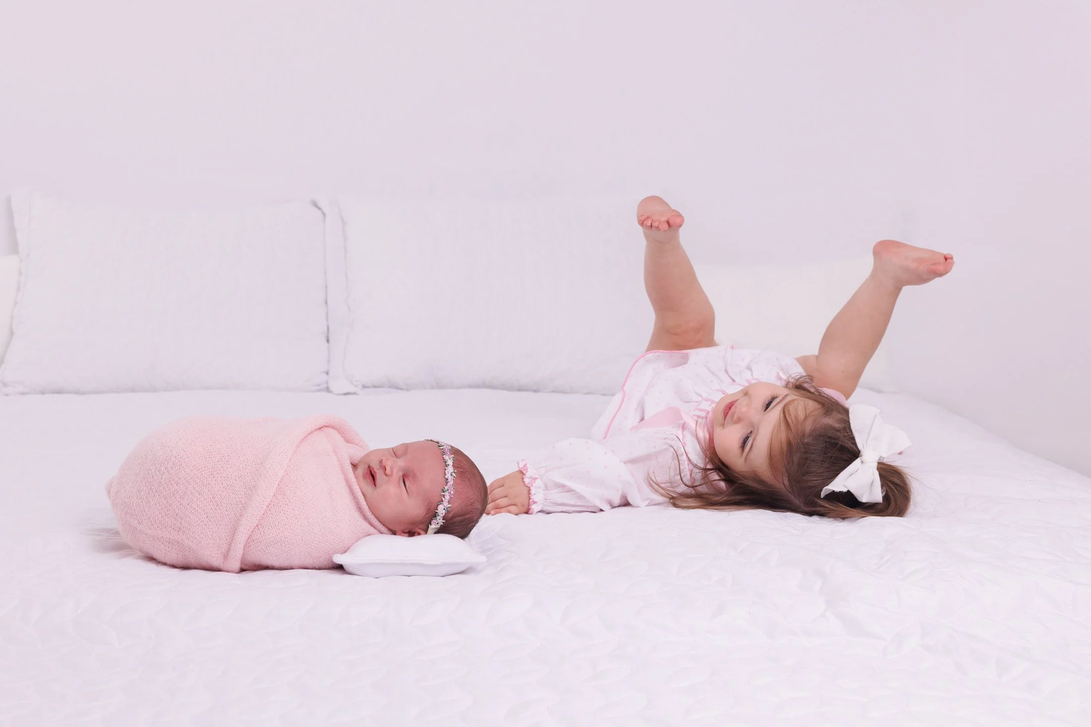 How to Help Siblings Adjust to New Baby Life
