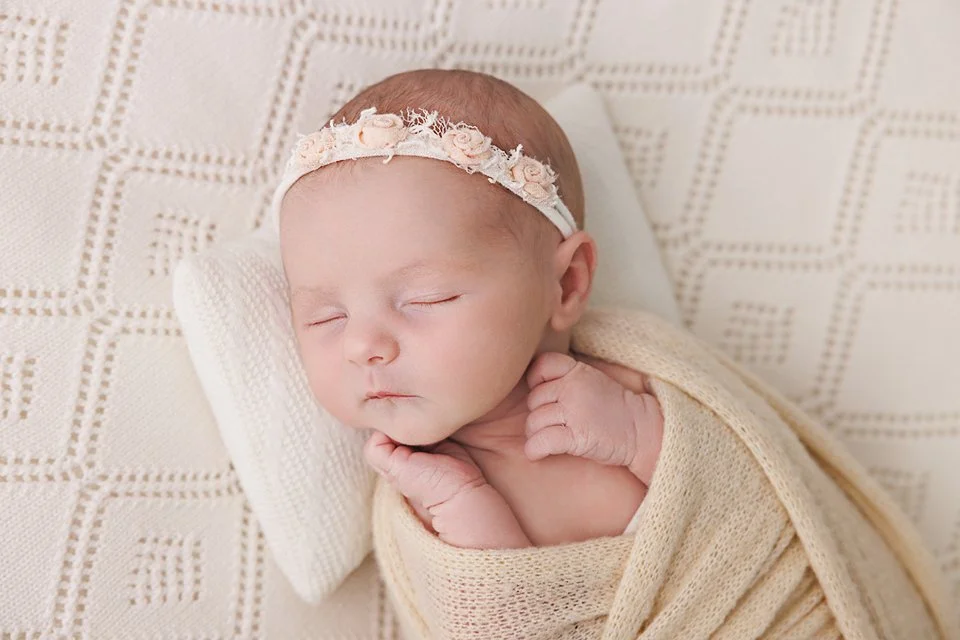 Houston-Newborn-Photographer-11-25-25-10.jpg