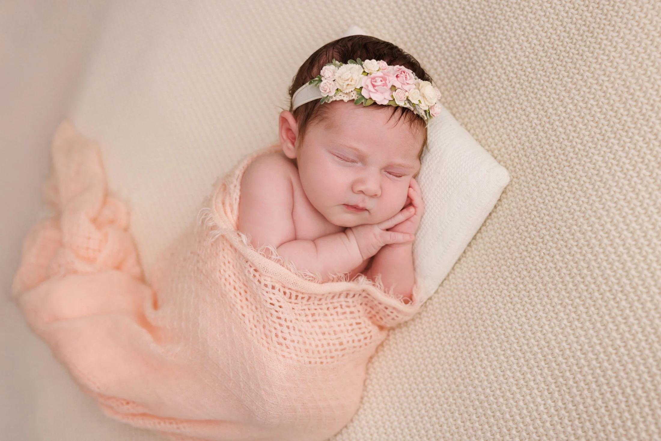 Houston-Newborn-Photographer-11-25-25-09.jpg