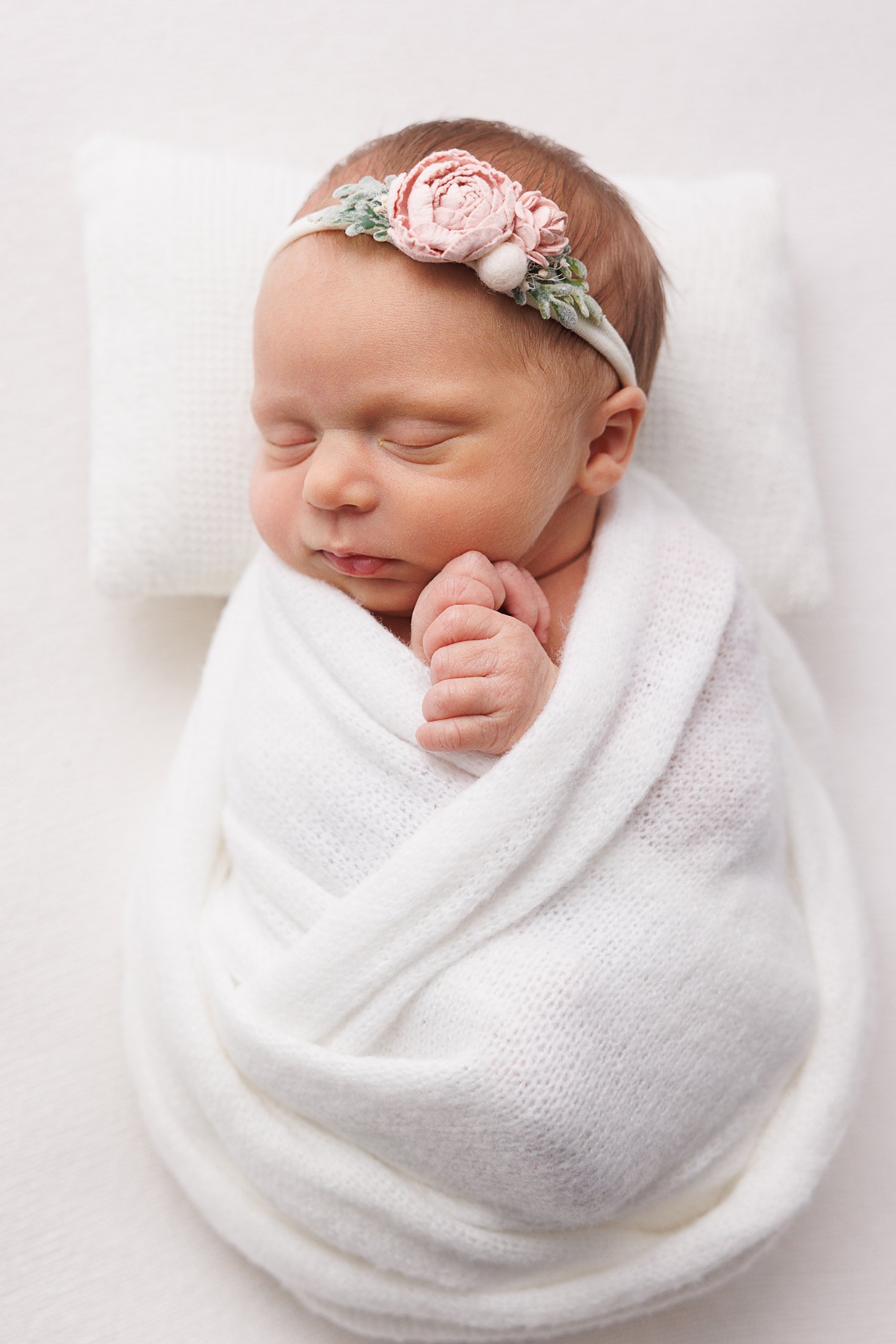 Houston-Newborn-Photographer-11-25-25-04.jpg