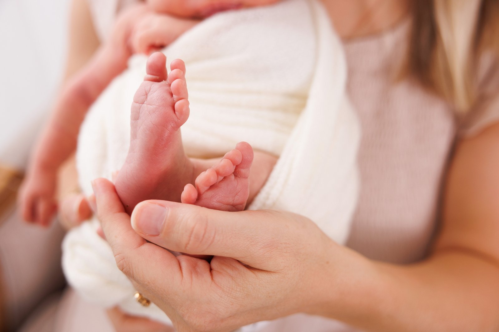 Houston-Newborn-Photographer-72225-073.jpg