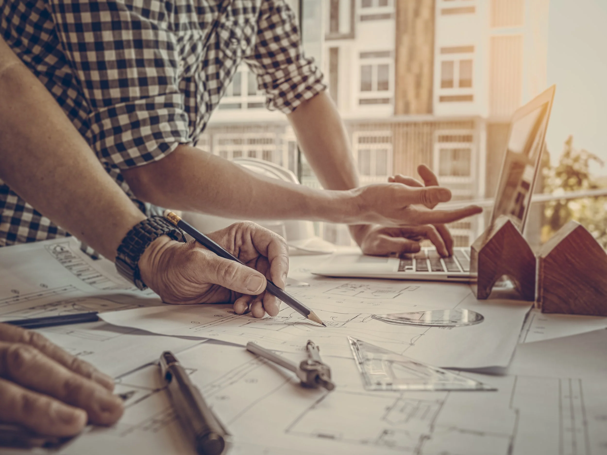 Simple rooflines = simpler construction 🏡