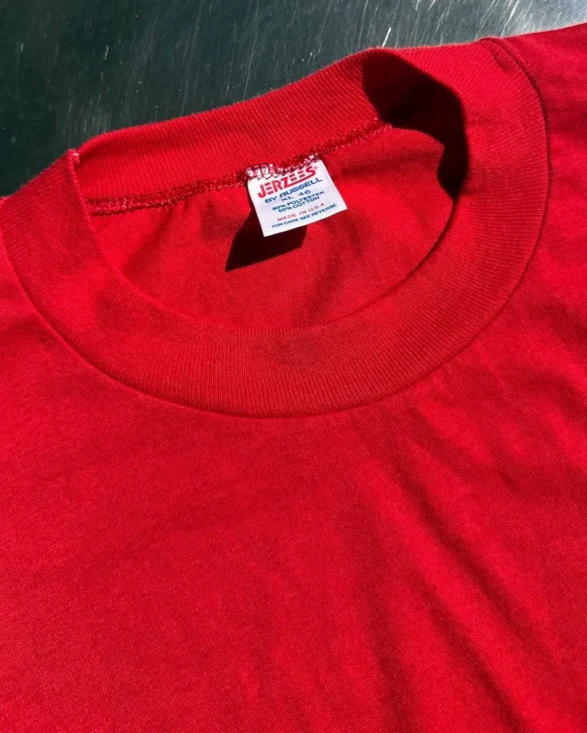 vintage-drug-world-red-tshirt-neck-tag.jpg