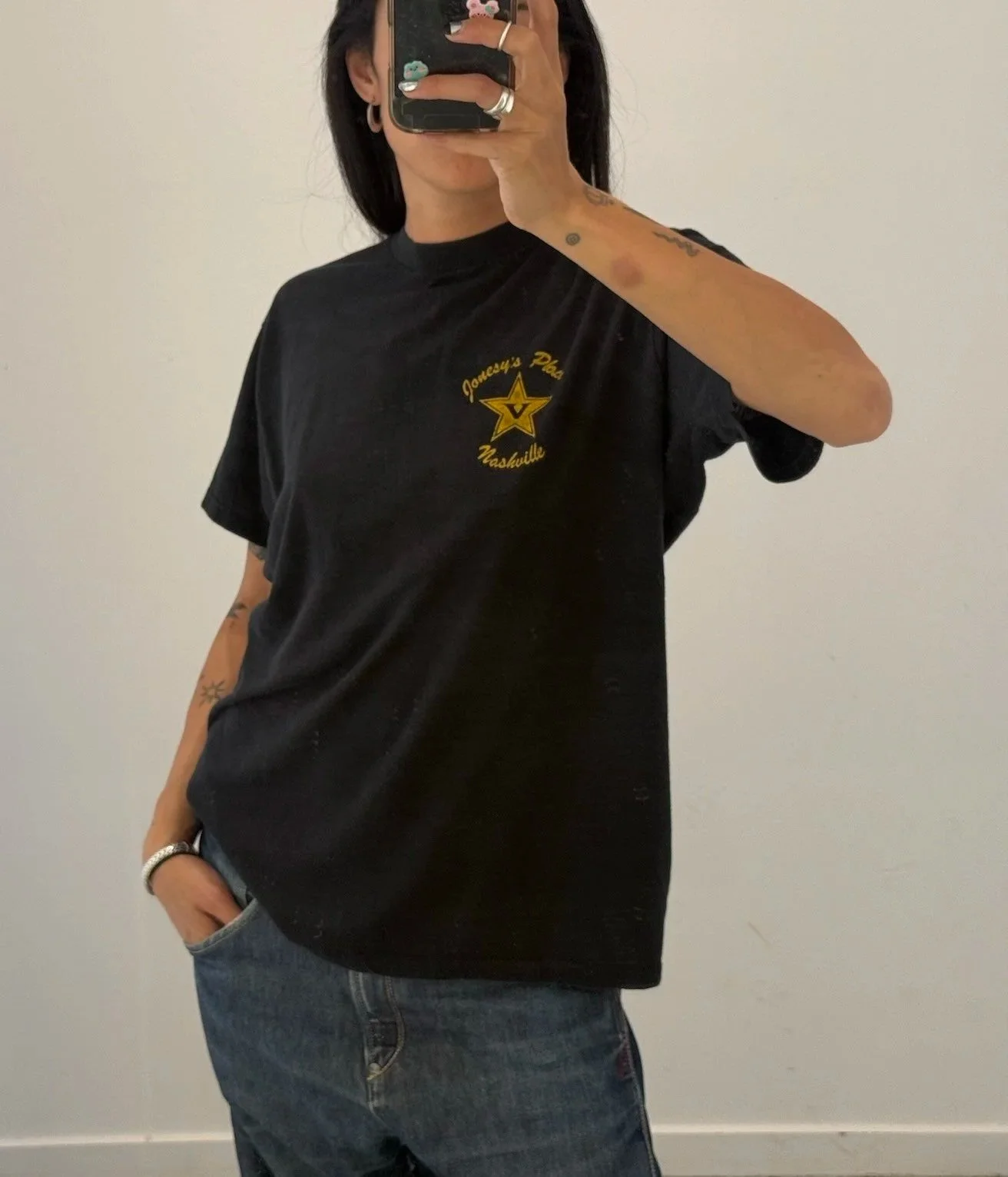 jonesy's place nashville tee