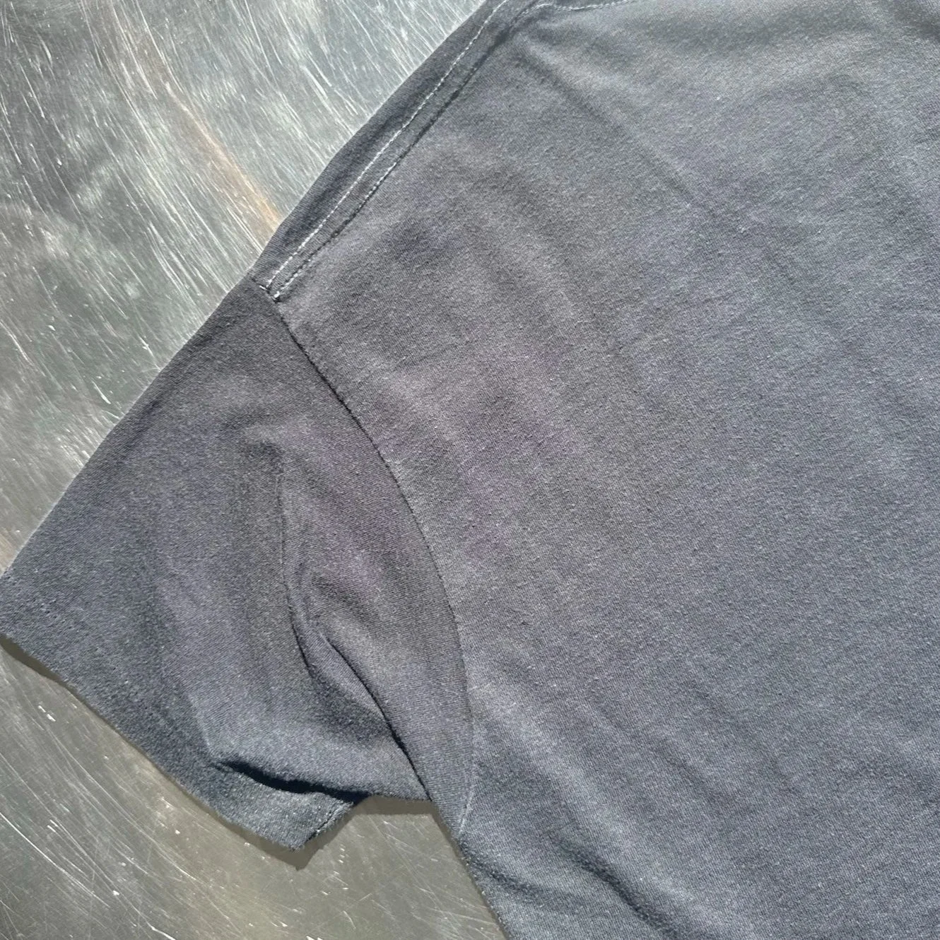 vintage-jonesys-place-nashville-black-tshirt-sleeve-detail.jpg