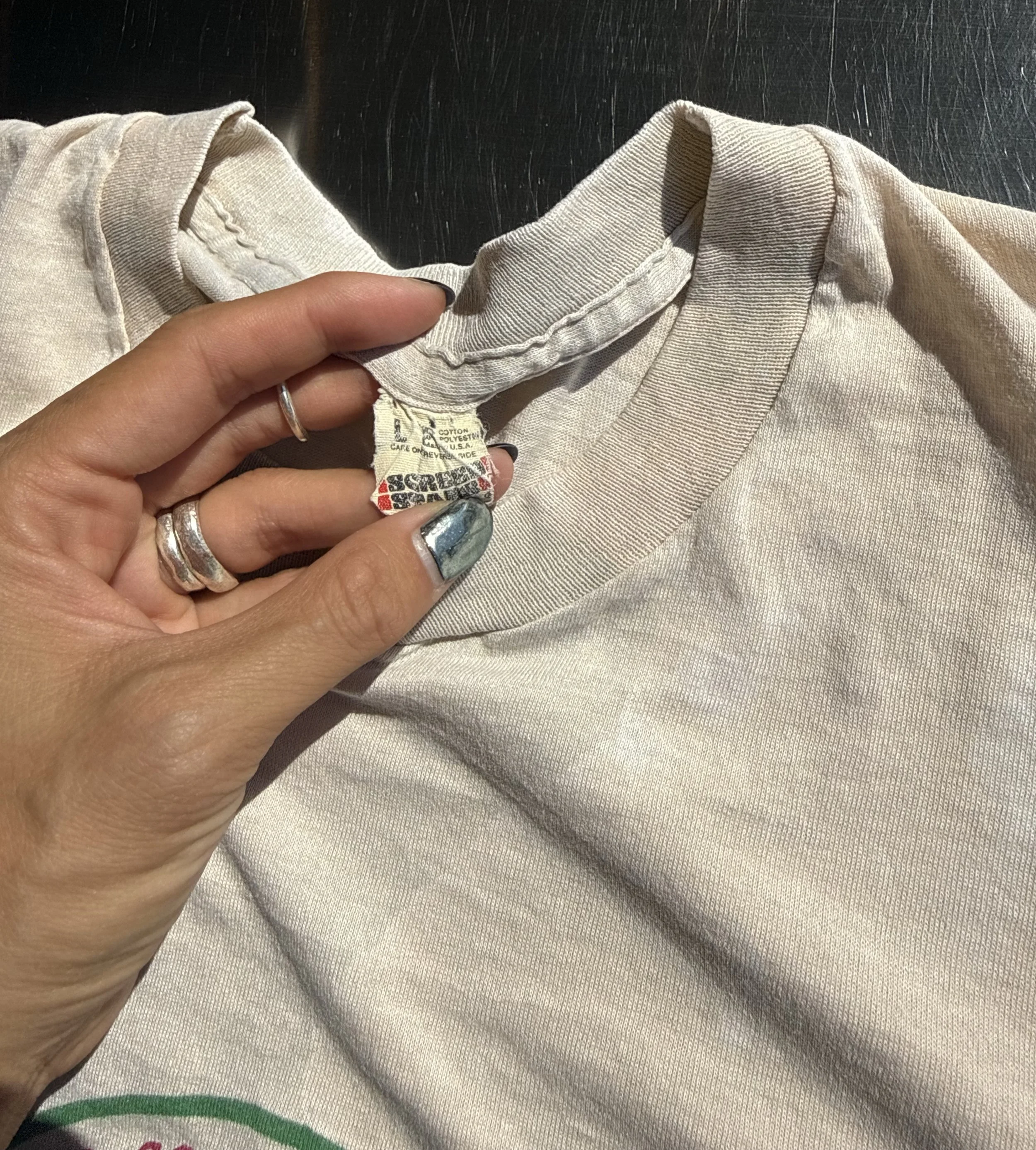 Screen Stars neck tag on vintage 90s cream t-shirt, 50/50 cotton poly, made in USA