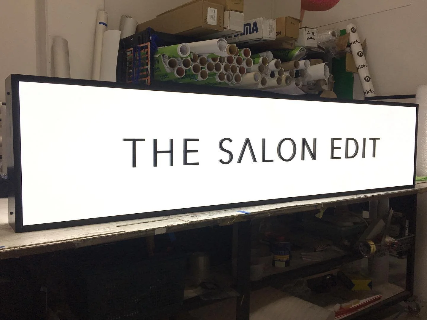 Keeping it simple and clean. 💡
- Under Awning light box 
- Led lit acrylic backing panel 
- 10mm thick satin black letters 
- fully welded slide in sign box 
⠀⠀⠀⠀⠀⠀⠀⠀⠀
Lightbox signs can be mate to all sizes, shapes and colours 
Send us an enquiry a