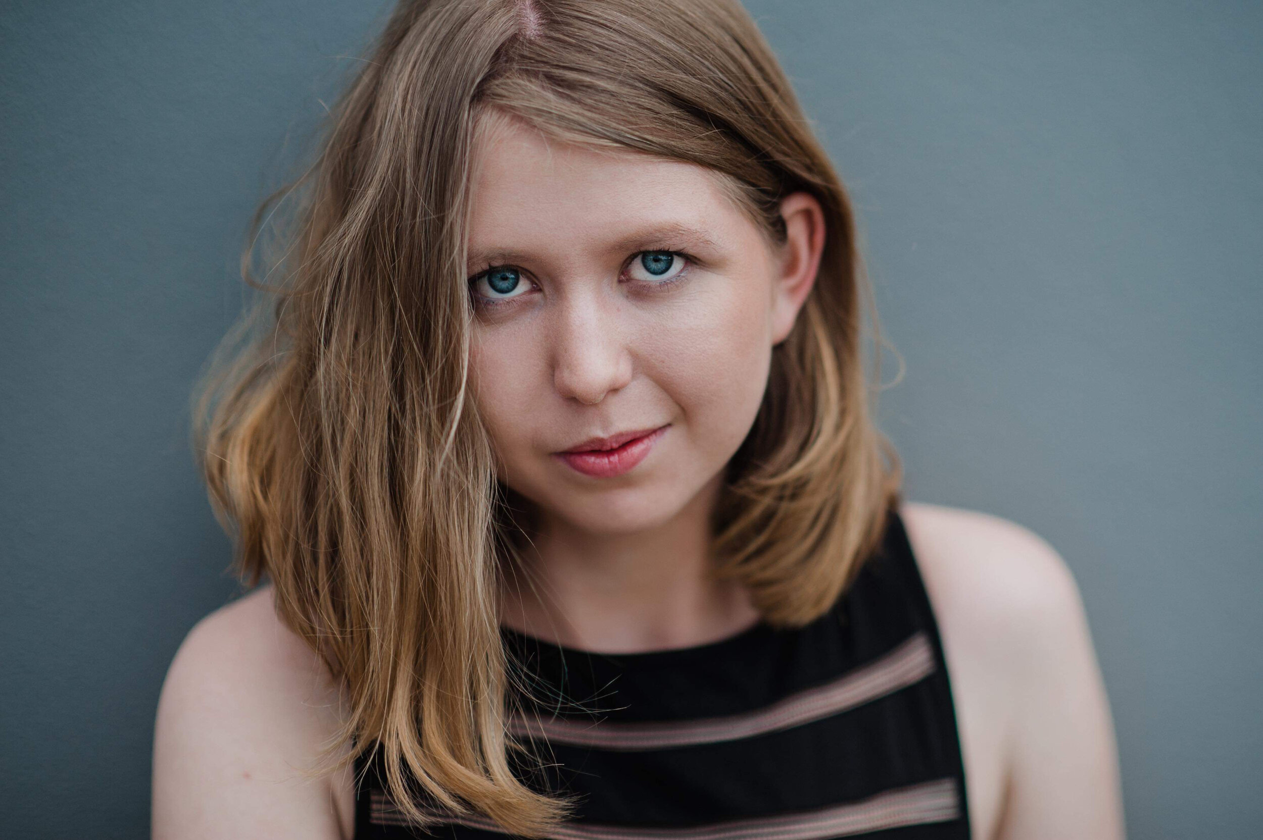 Claudia Mackay Headshot.jpeg