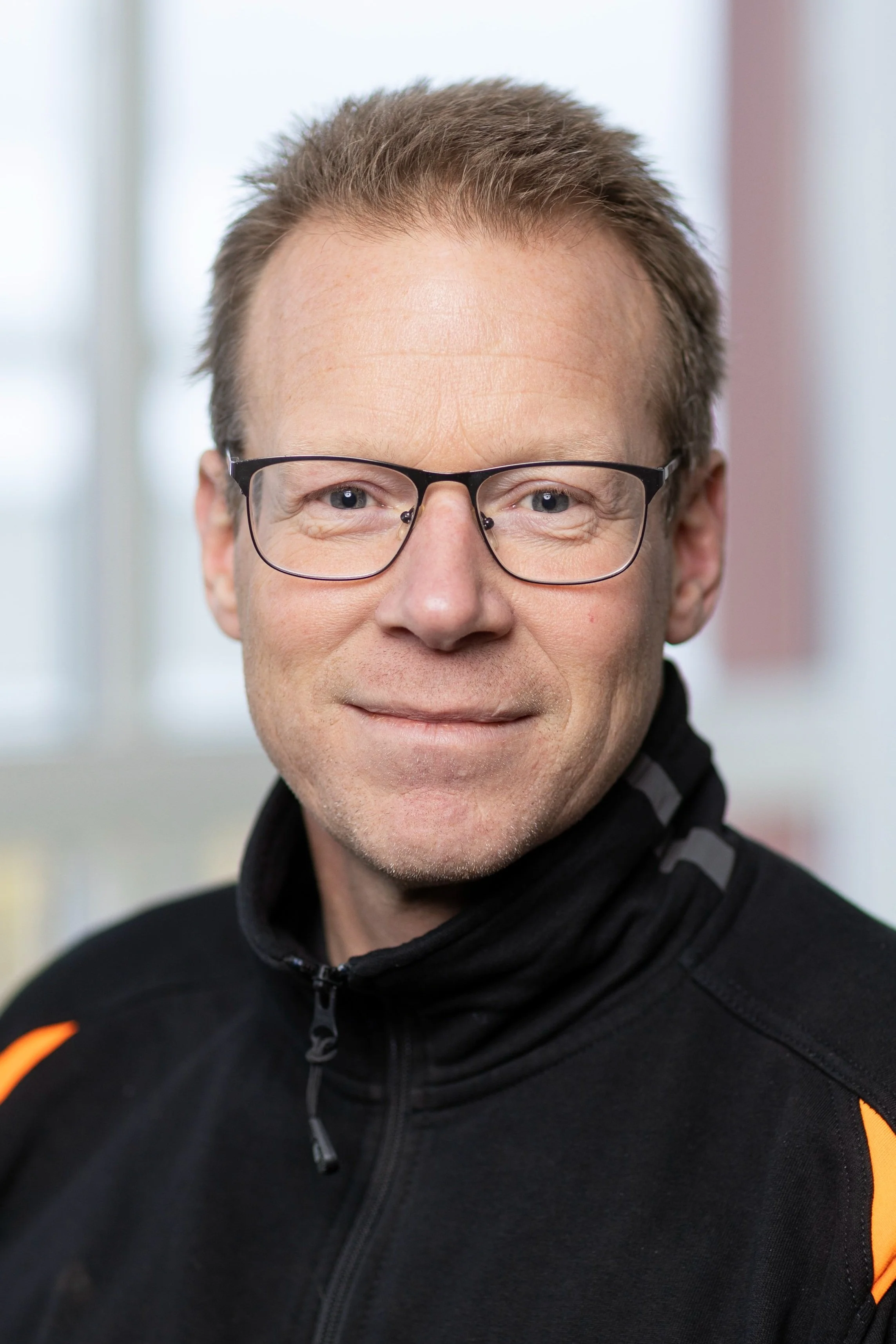 Fredrik Wikberg
 Elektriker
 fredrik.wikberg@el-pro.se
