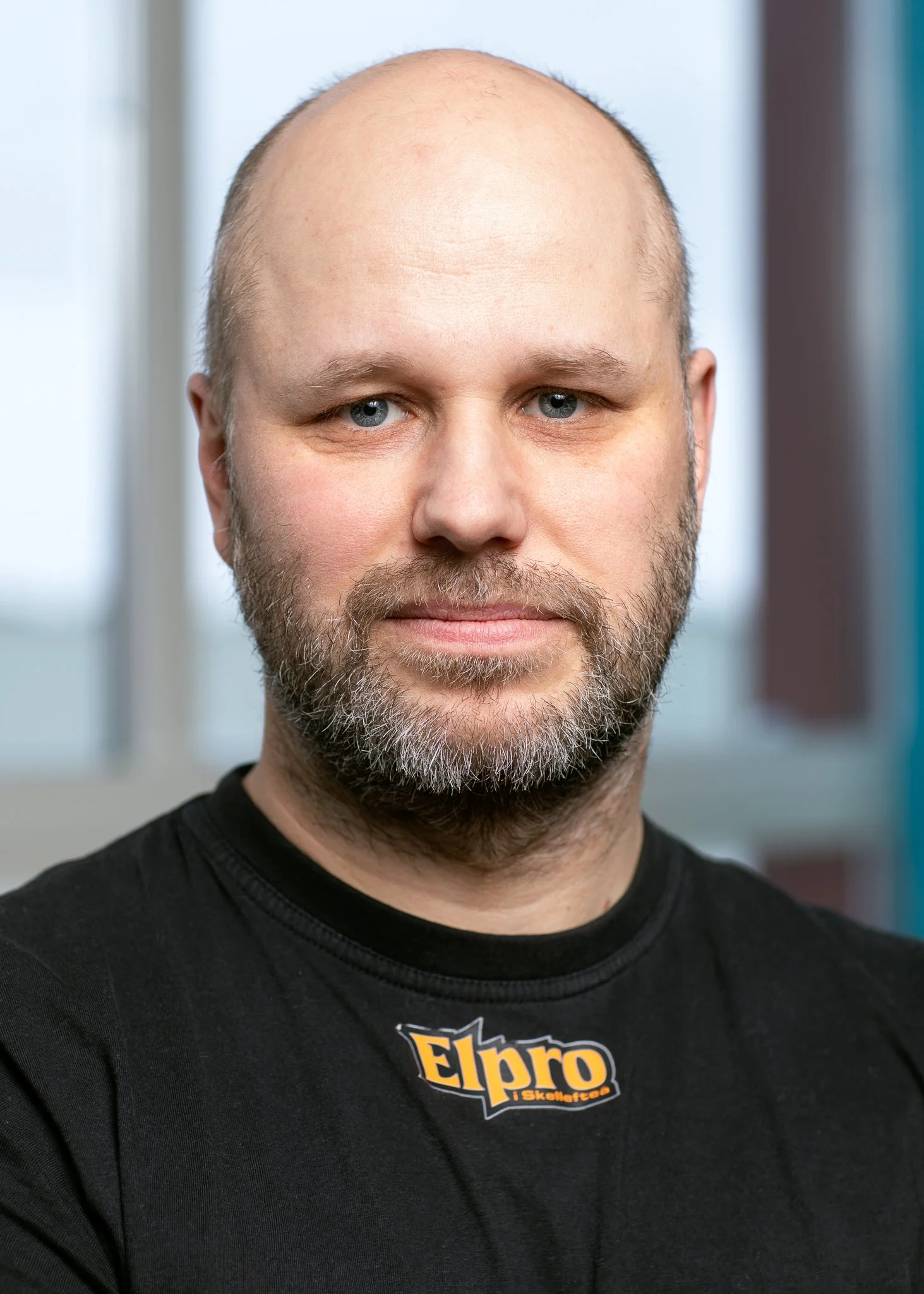 Daniel Nyström
 Verksamhetsansvarig
 daniel.nystrom@el-pro.se
 0910-43 88 17