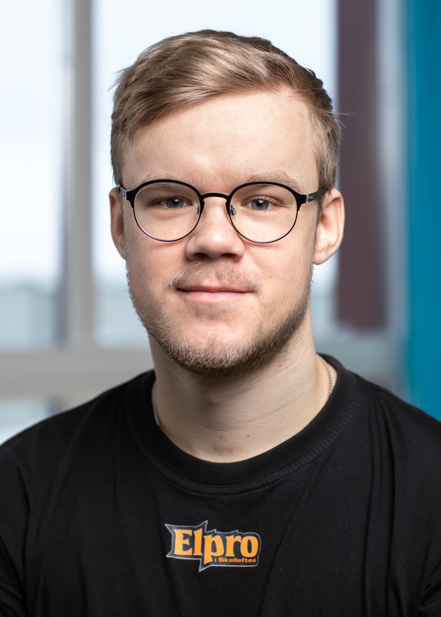 Albin Lindberg
 Elektriker
 albin.lindberg@el-pro.se