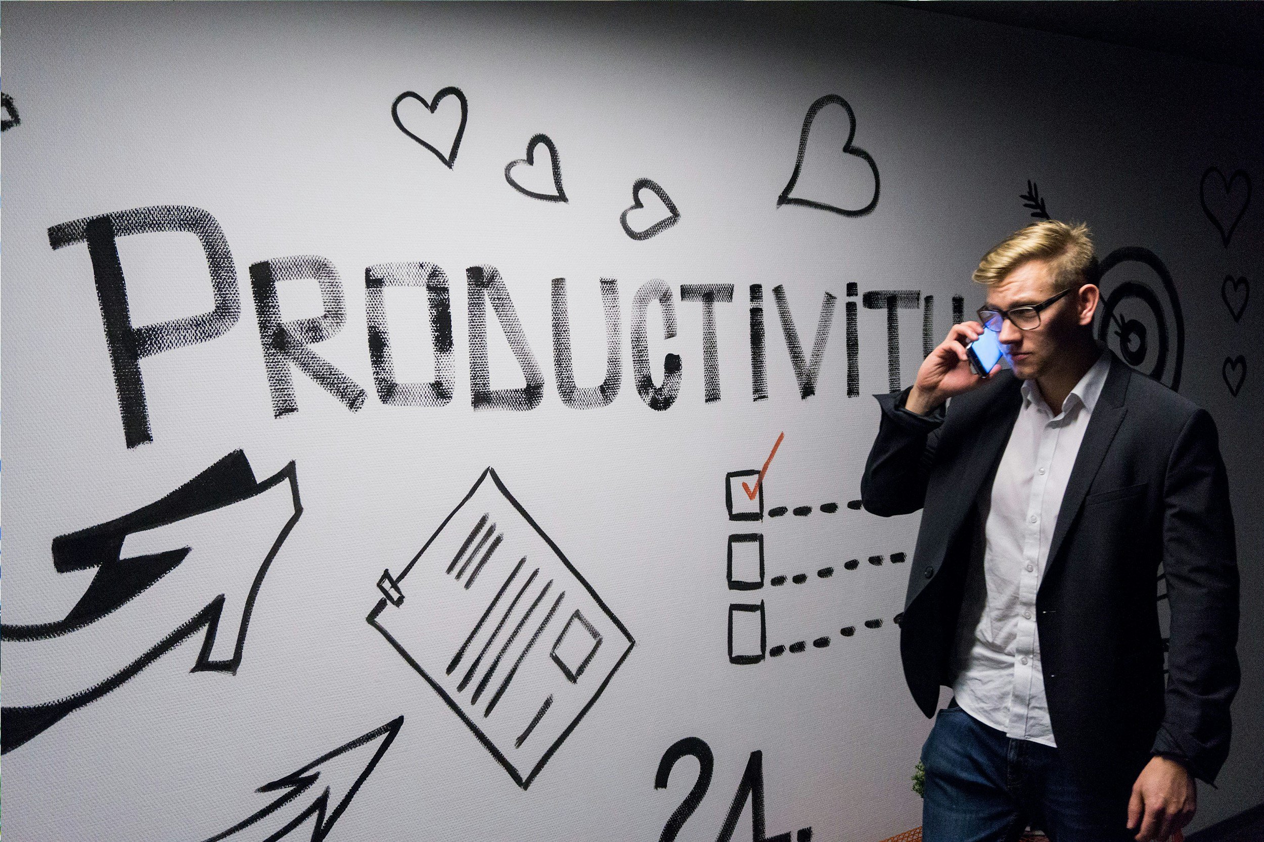 Why Smart Leaders Are Rethinking How They Measure Productivity