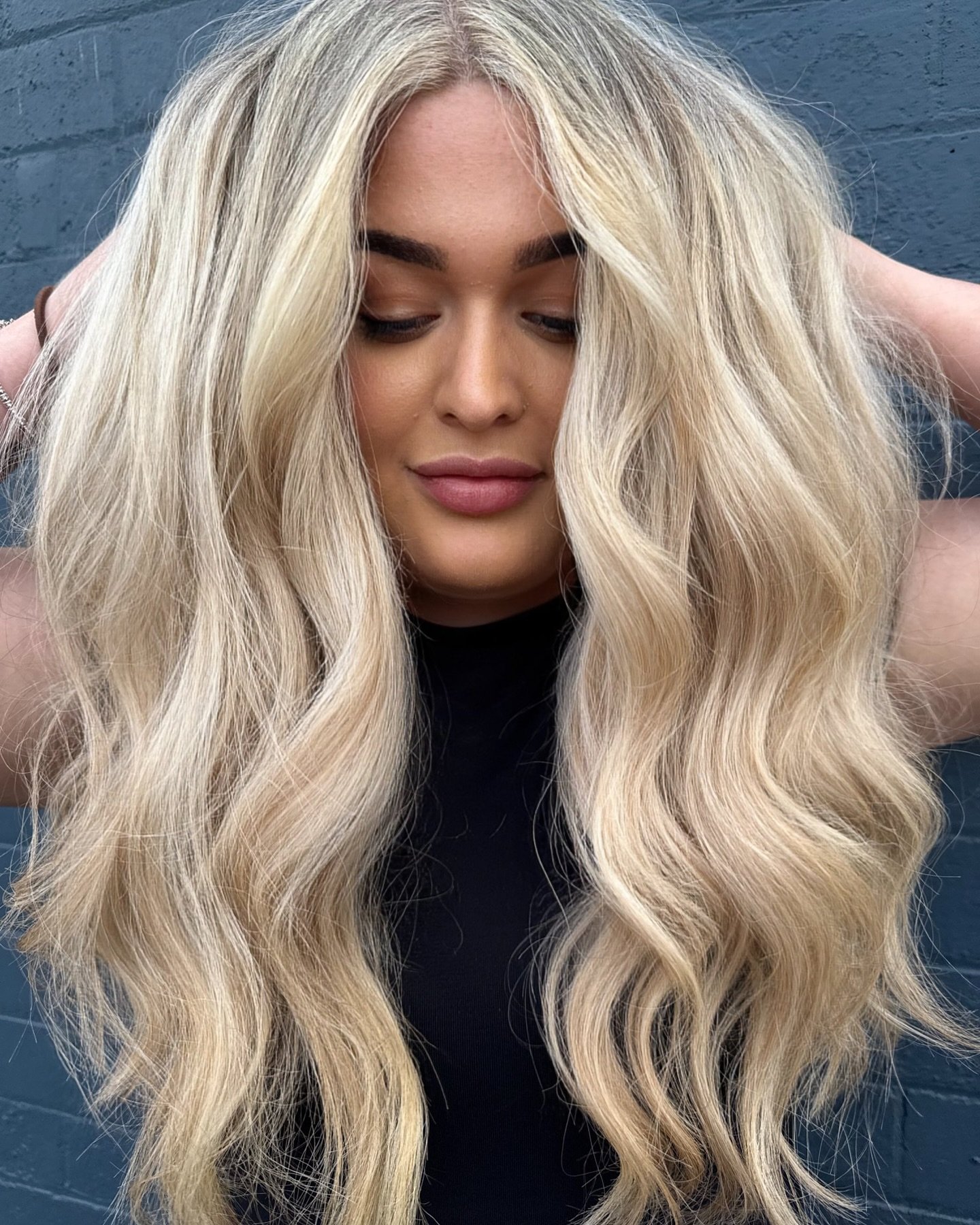 Obsessed @olivia_hotteshair 
#blonde #blondehair #blondes #blondebalayage #blondehighlights  #blondeombre #blondespecialist